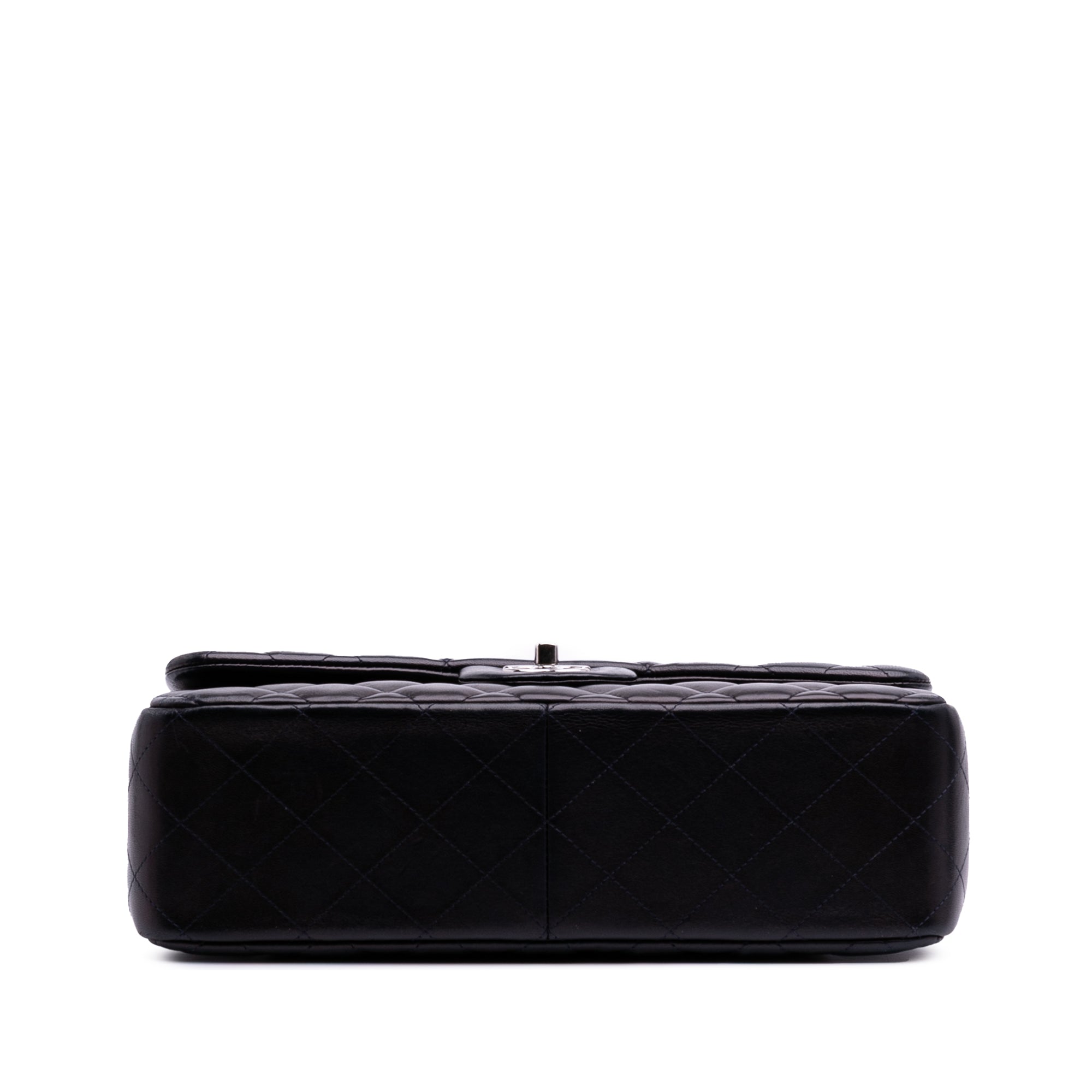 Chanel Jumbo Classic Lambskin Double Flap - image 3