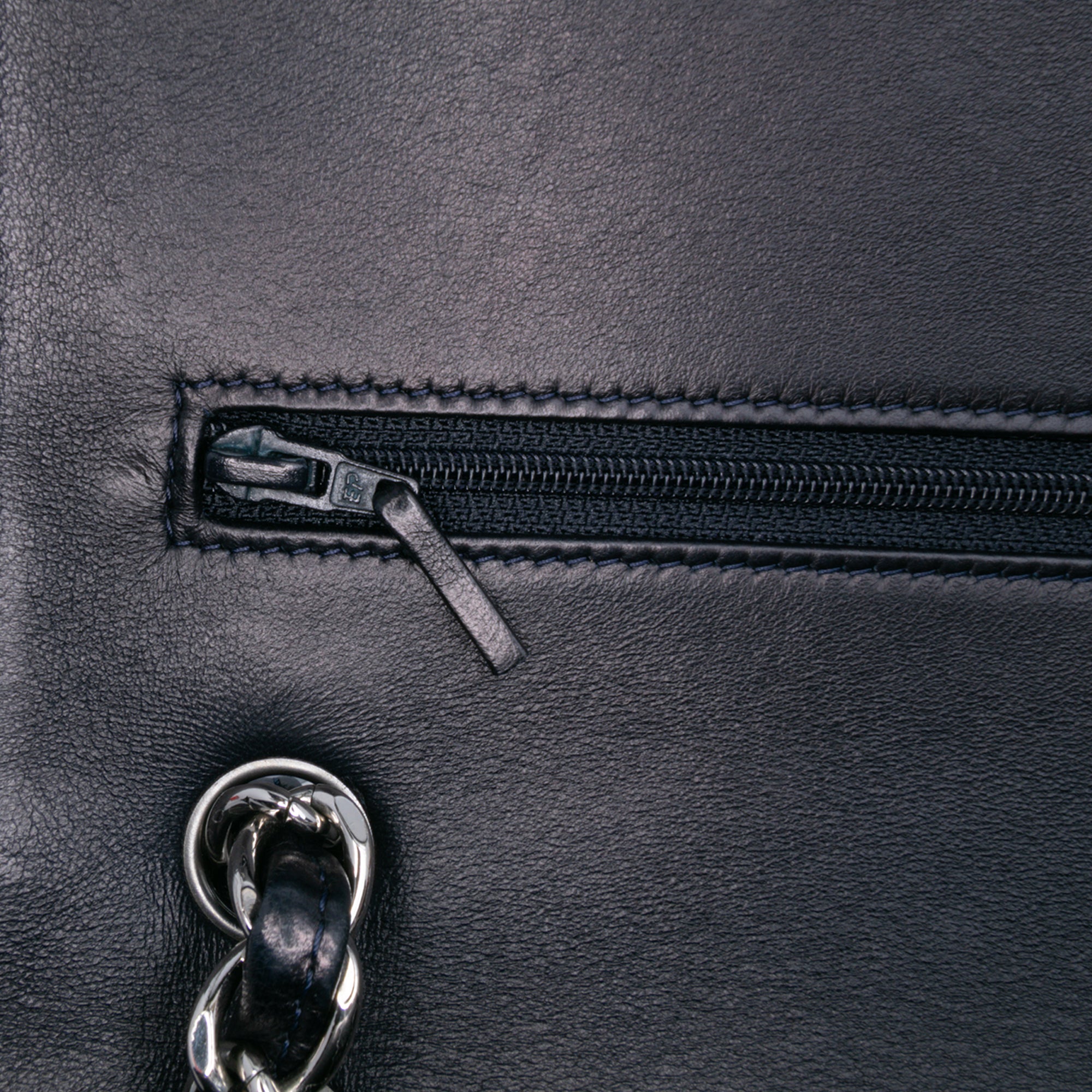 Chanel Jumbo Classic Lambskin Double Flap - image 7