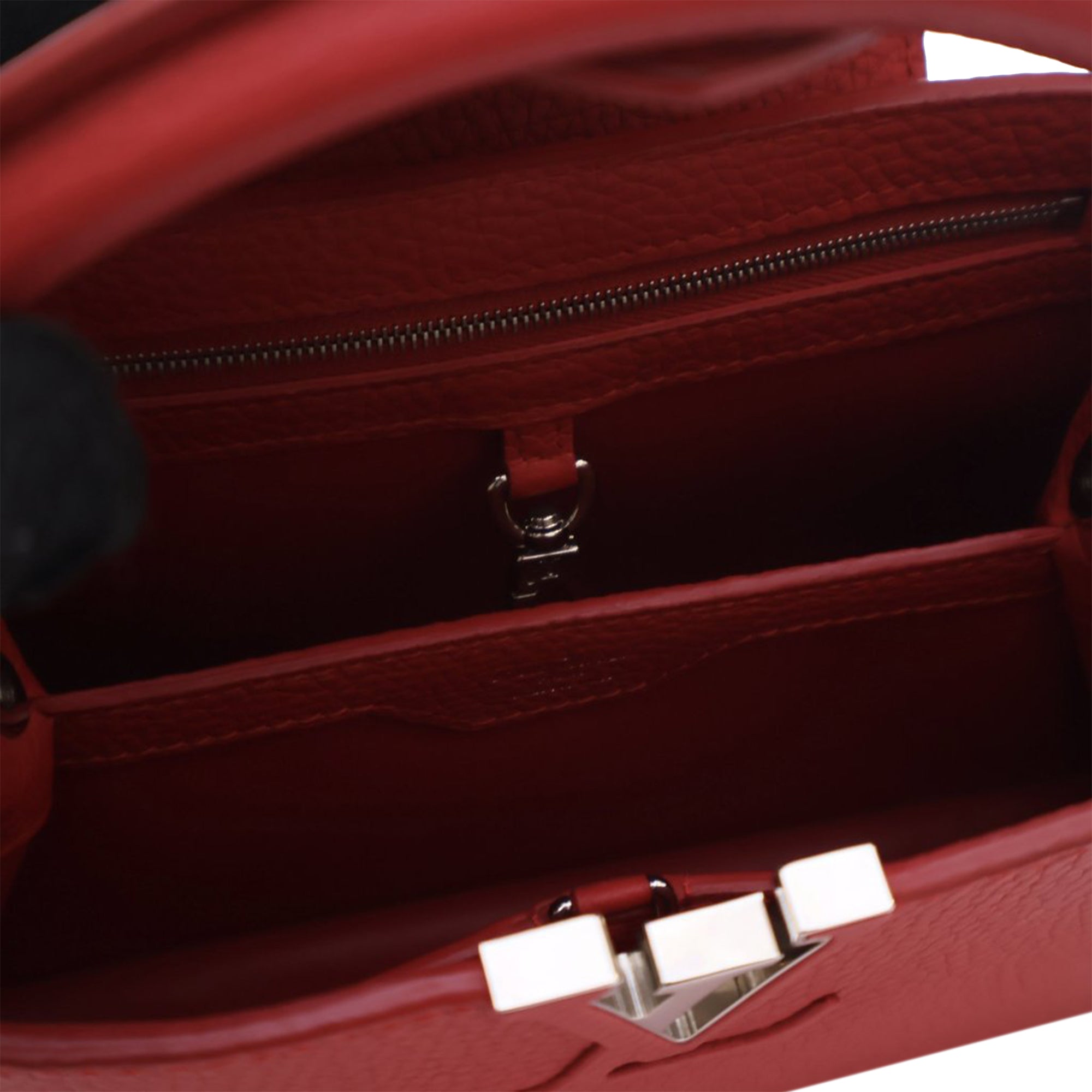 Louis Vuitton Taurillon Capucines BB - image 5