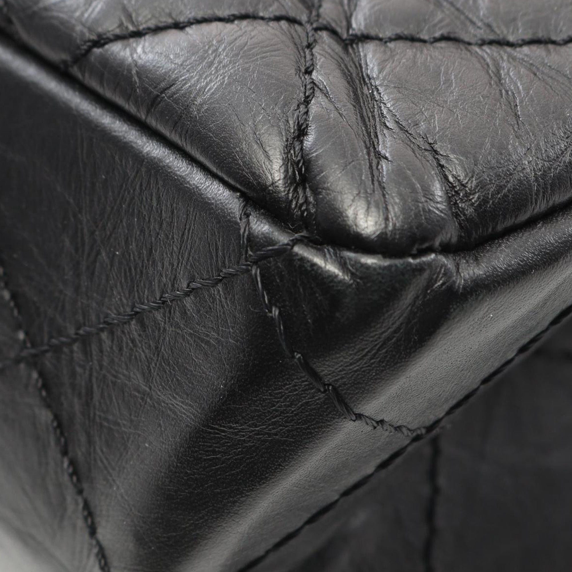 Chanel Quilted Aged Calfskin Reissue 2.55 Double Flap 226 - image 9
