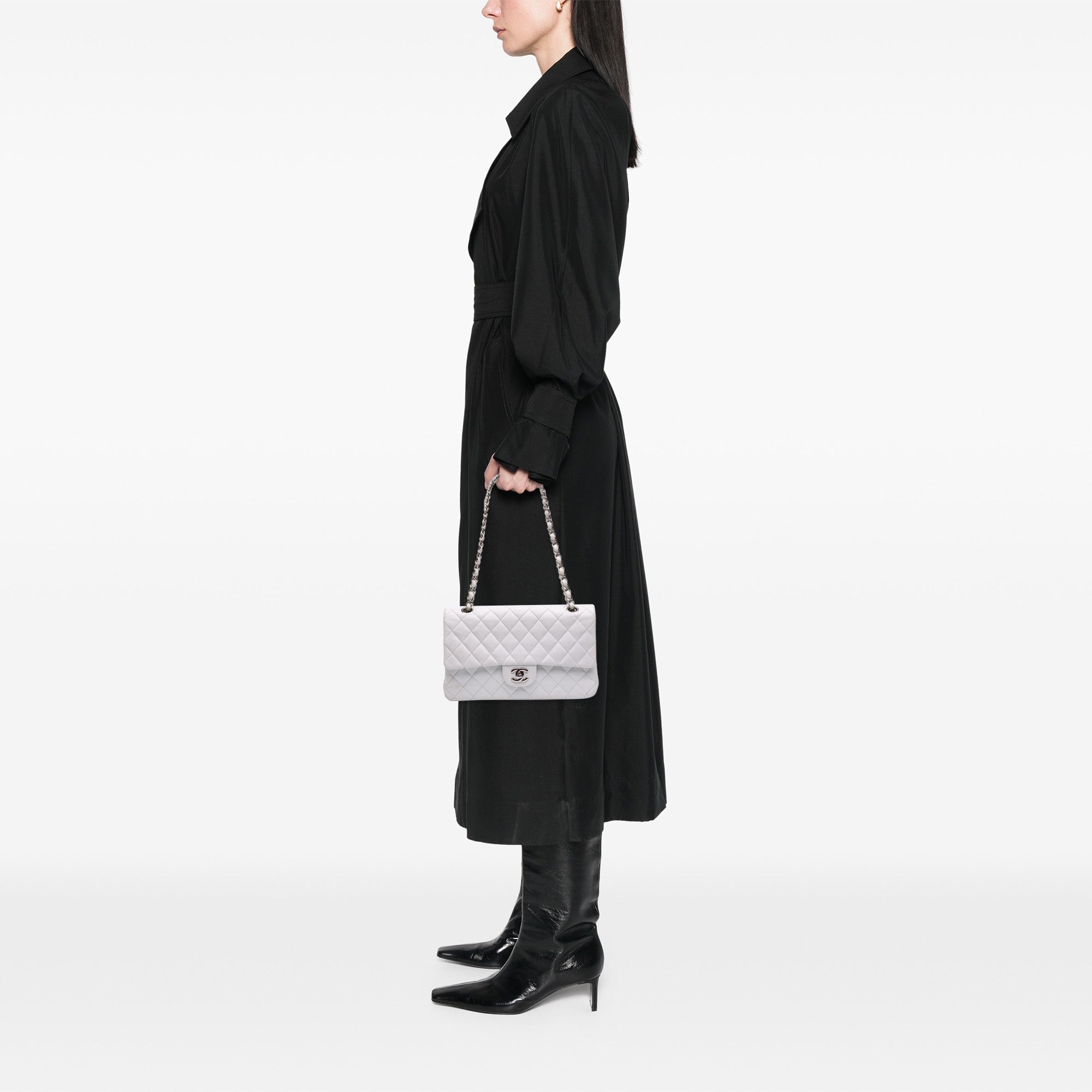 Chanel Medium Classic Caviar Double Flap - image 10