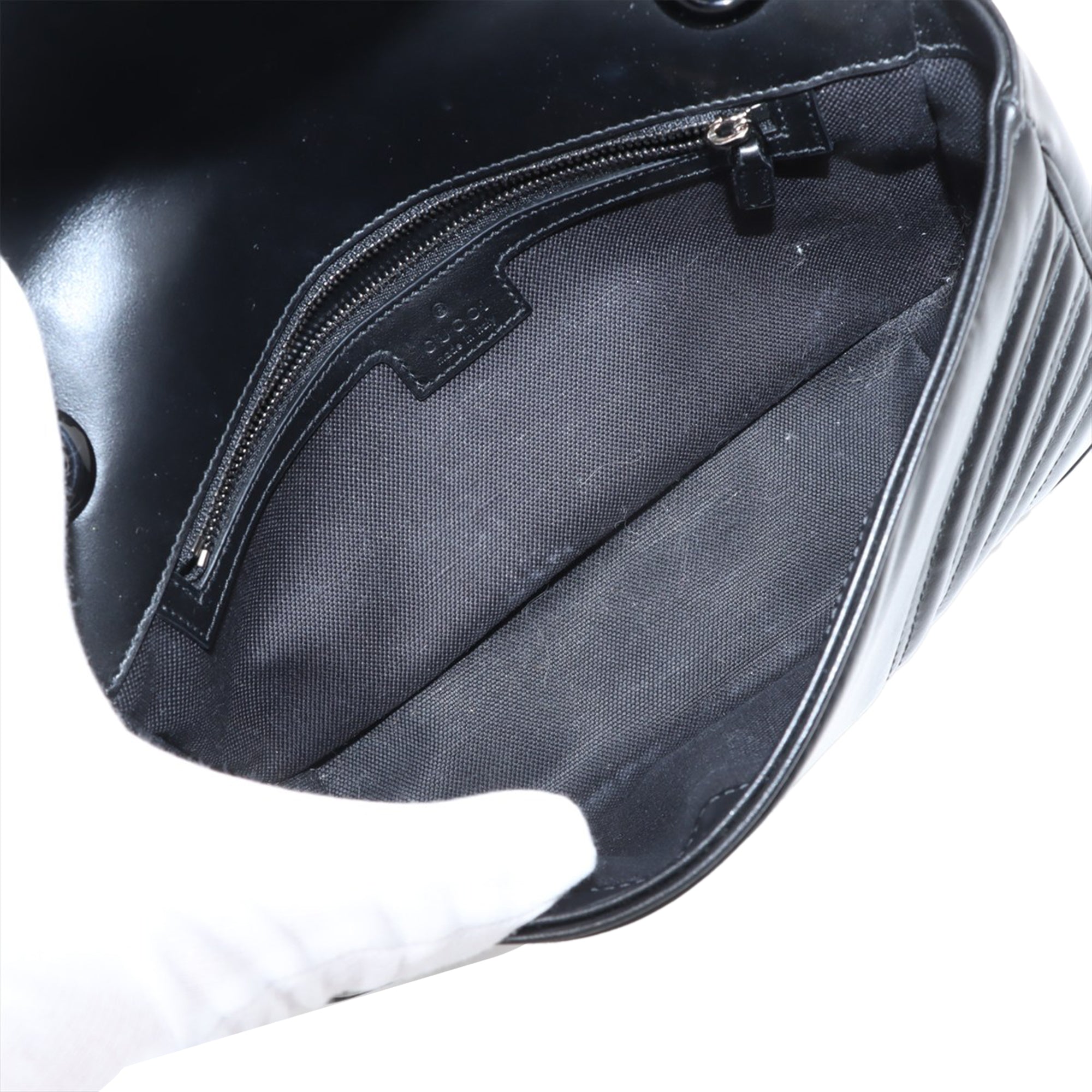 Gucci Medium GG Marmont Matelasse Calfskin Shoulder Bag - image 3
