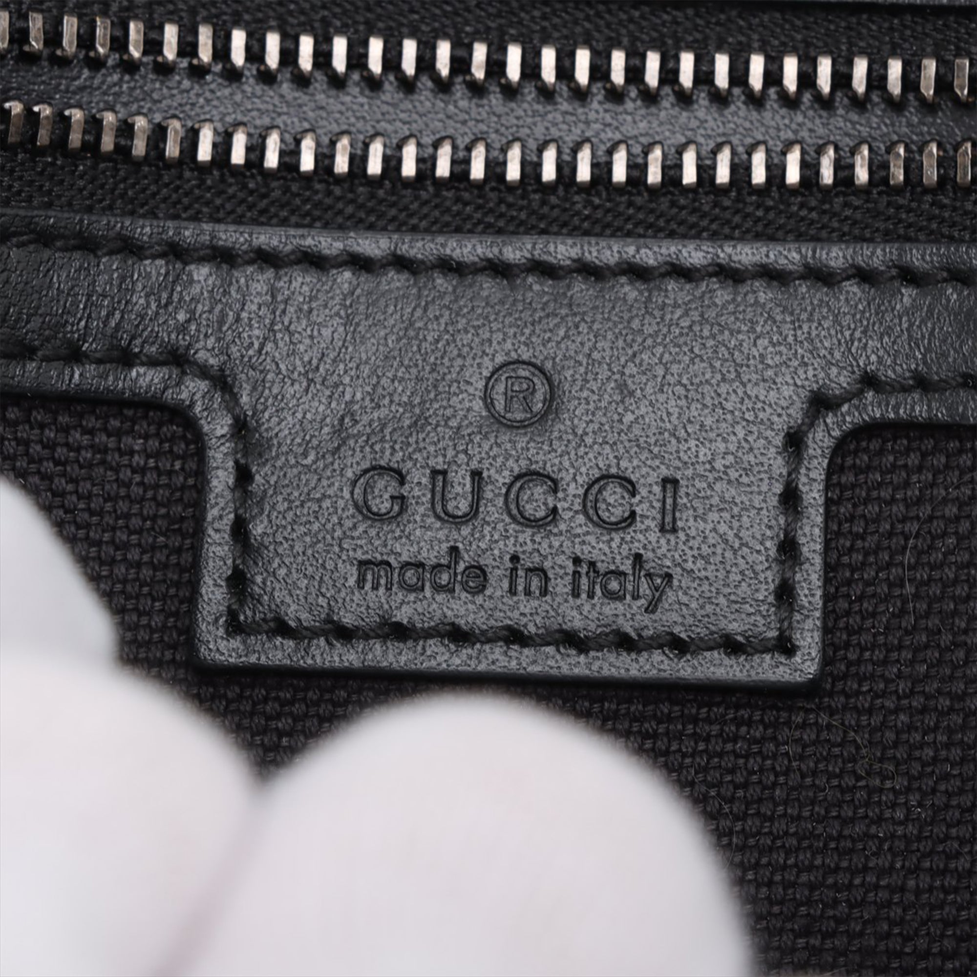 Gucci Medium GG Marmont Matelasse Calfskin Shoulder Bag - image 5
