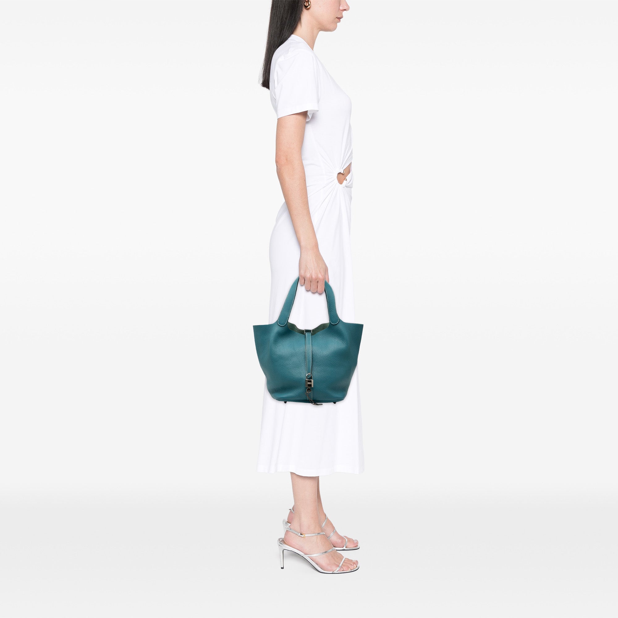 Hermès Clemence Picotin Lock 22 - image 7