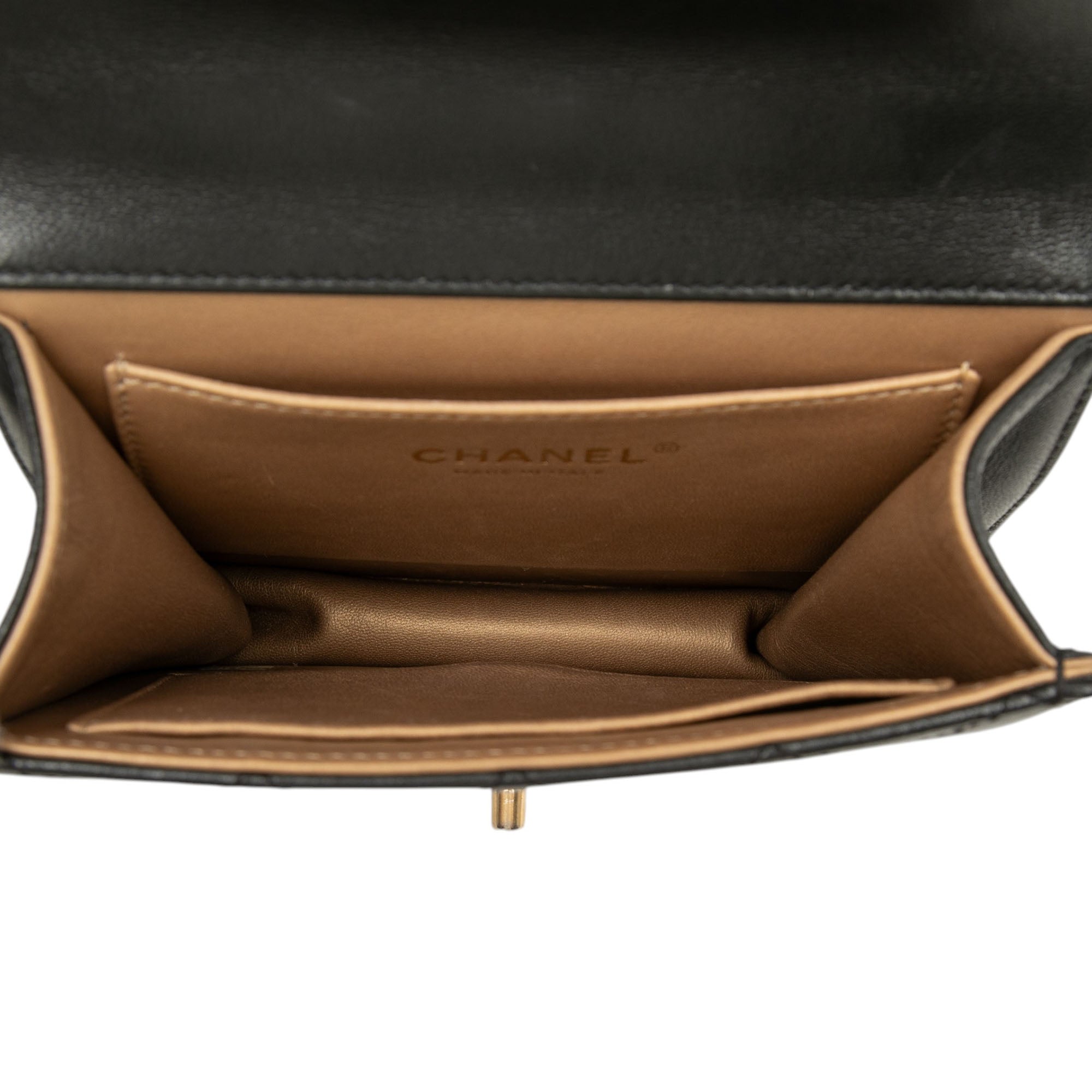 Chanel Small Lambskin Chic Pearls Flap - image 4