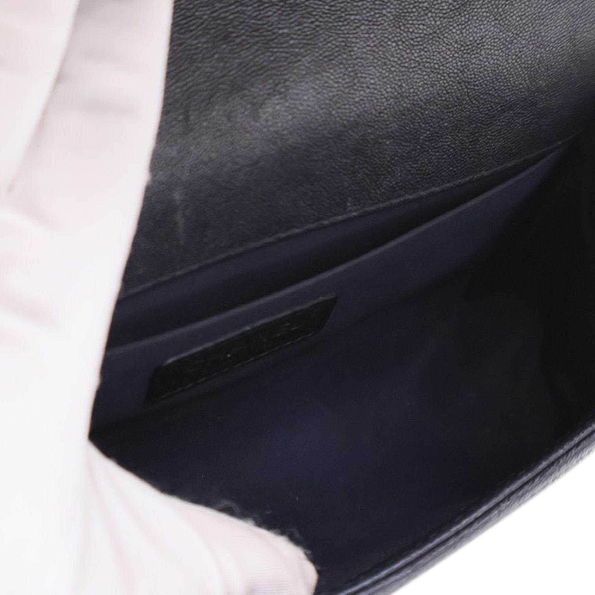 Chanel Old Medium Quilted Caviar Boy Flap - image 6