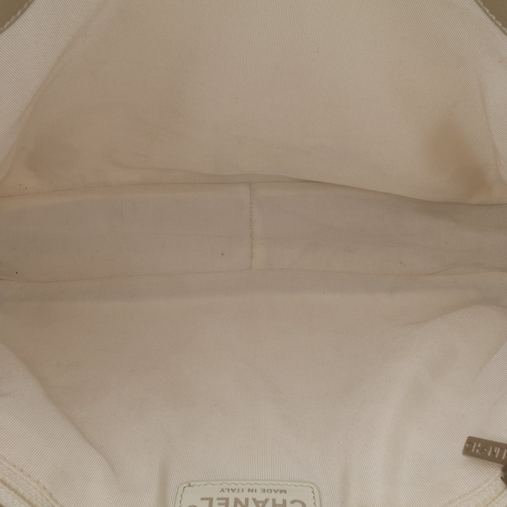 Chanel Caviar Grand Shopping Tote - image 5