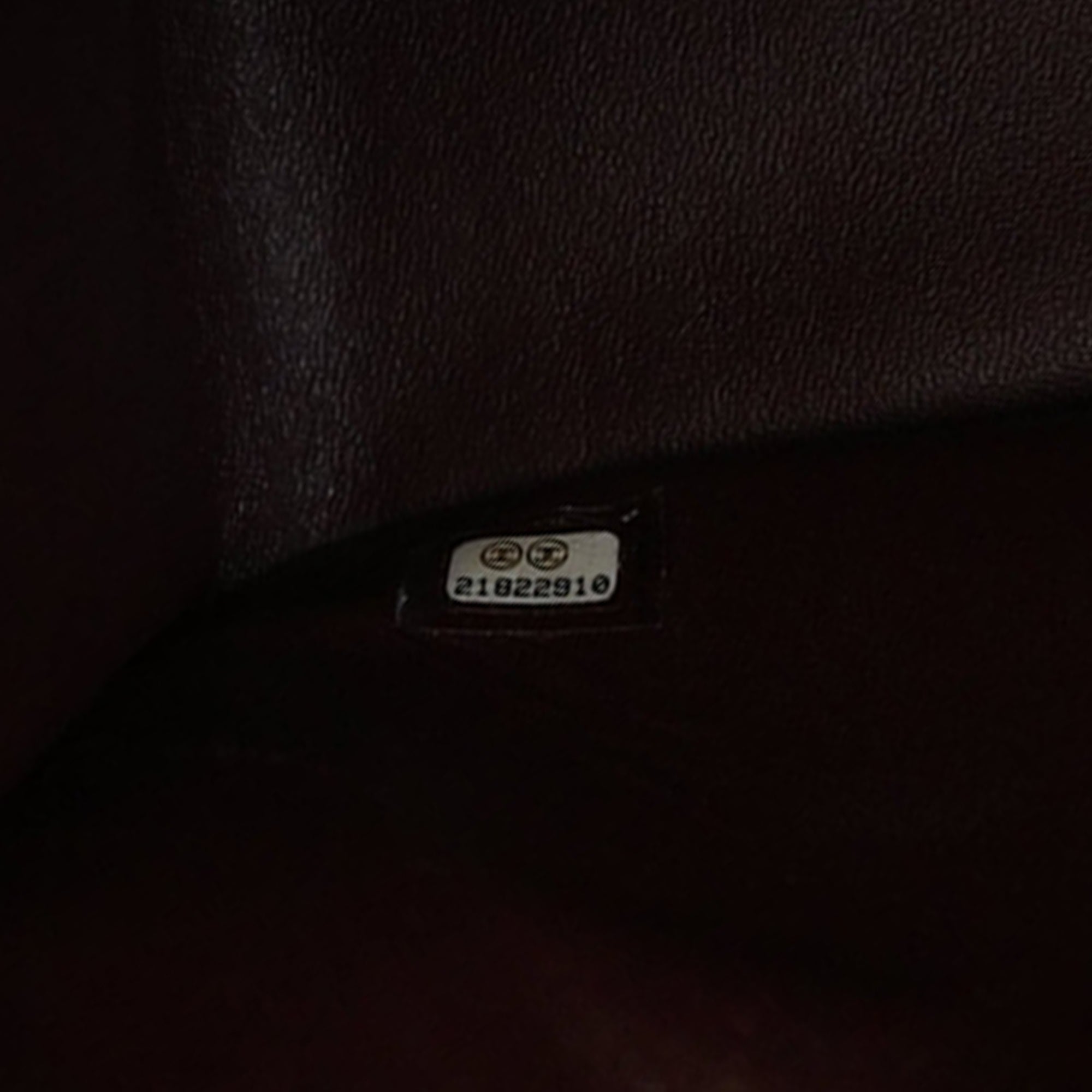 Chanel Jumbo Classic Caviar Double Flap - image 11