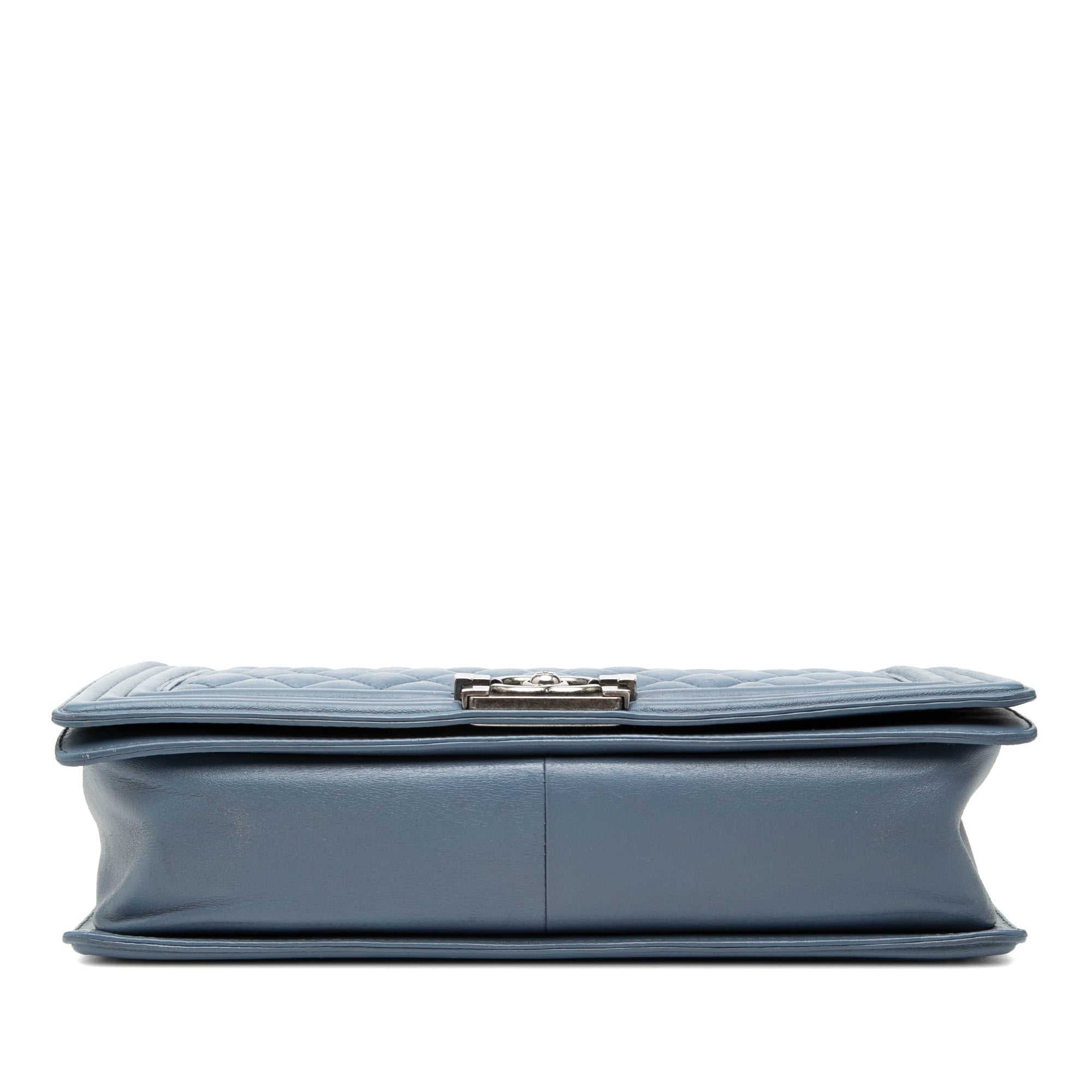 Chanel Large Quilted Lambskin Boy Flap - image 3