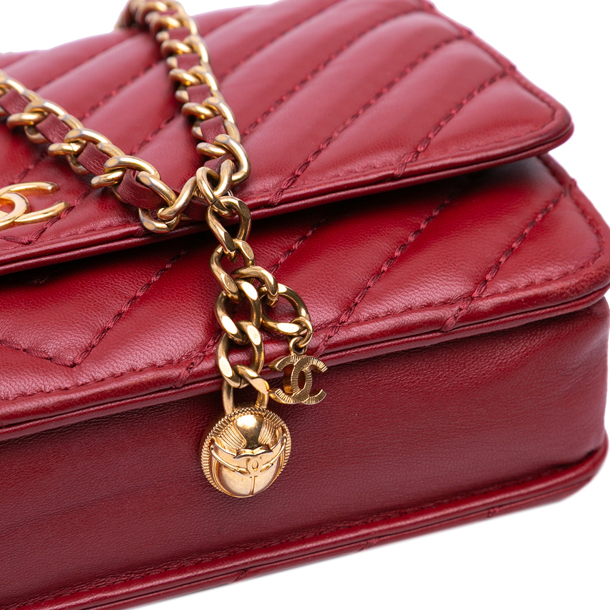 Chanel Métiers d'Art CC Chevron Lambskin Wallet On Chain - image 10