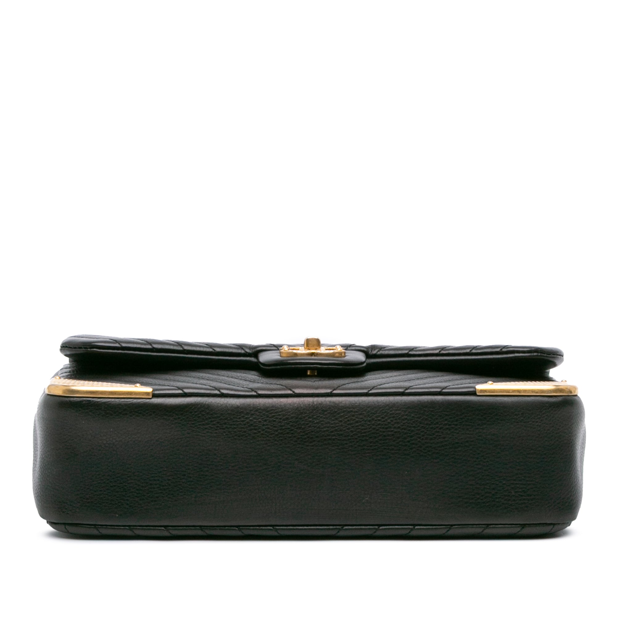 Chanel Calfskin Chevron Rock The Corner Flap - image 3