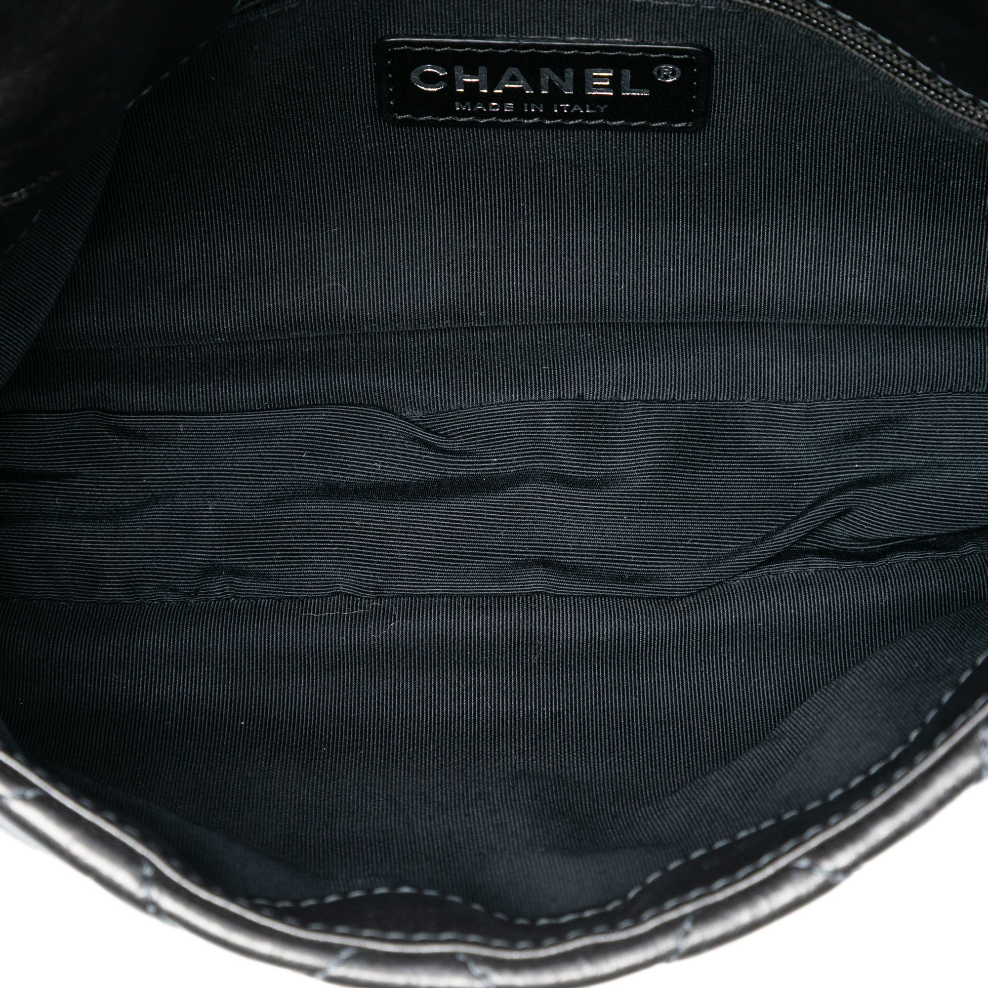 Chanel Small Quilted Metallic Aged Calfskin Chain Me Flap - image 4