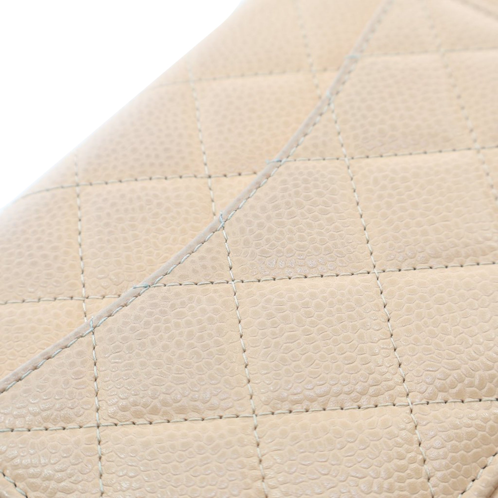 Chanel Classic Caviar Wallet On Chain - image 12