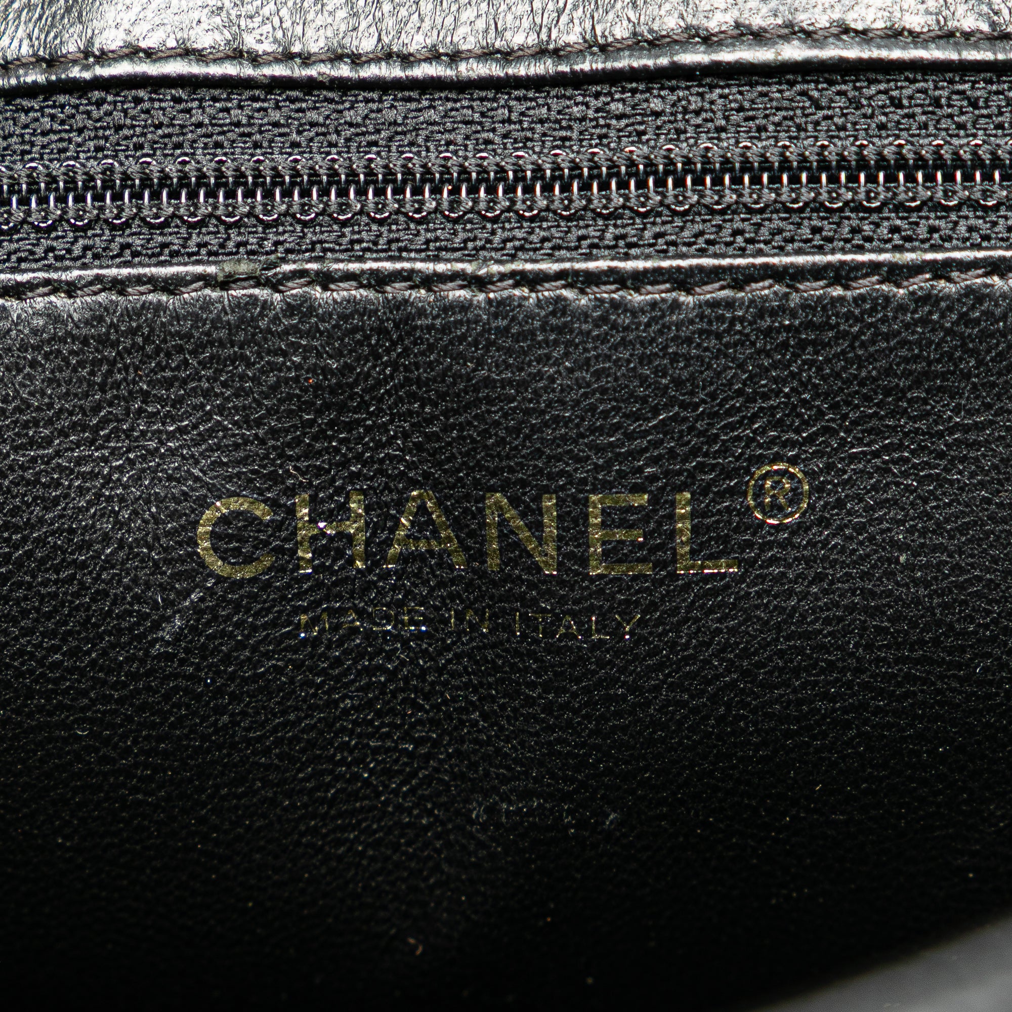 Chanel Caviar Medallion Tote - image 5