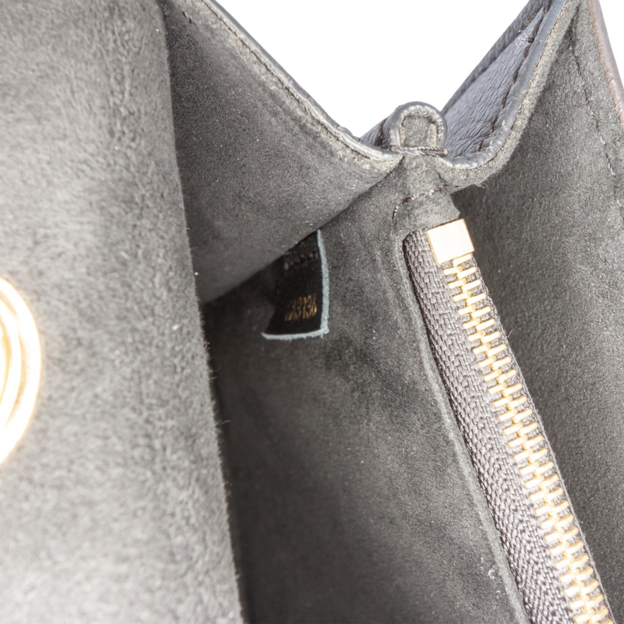 Louis Vuitton Monogram Victoire - image 7