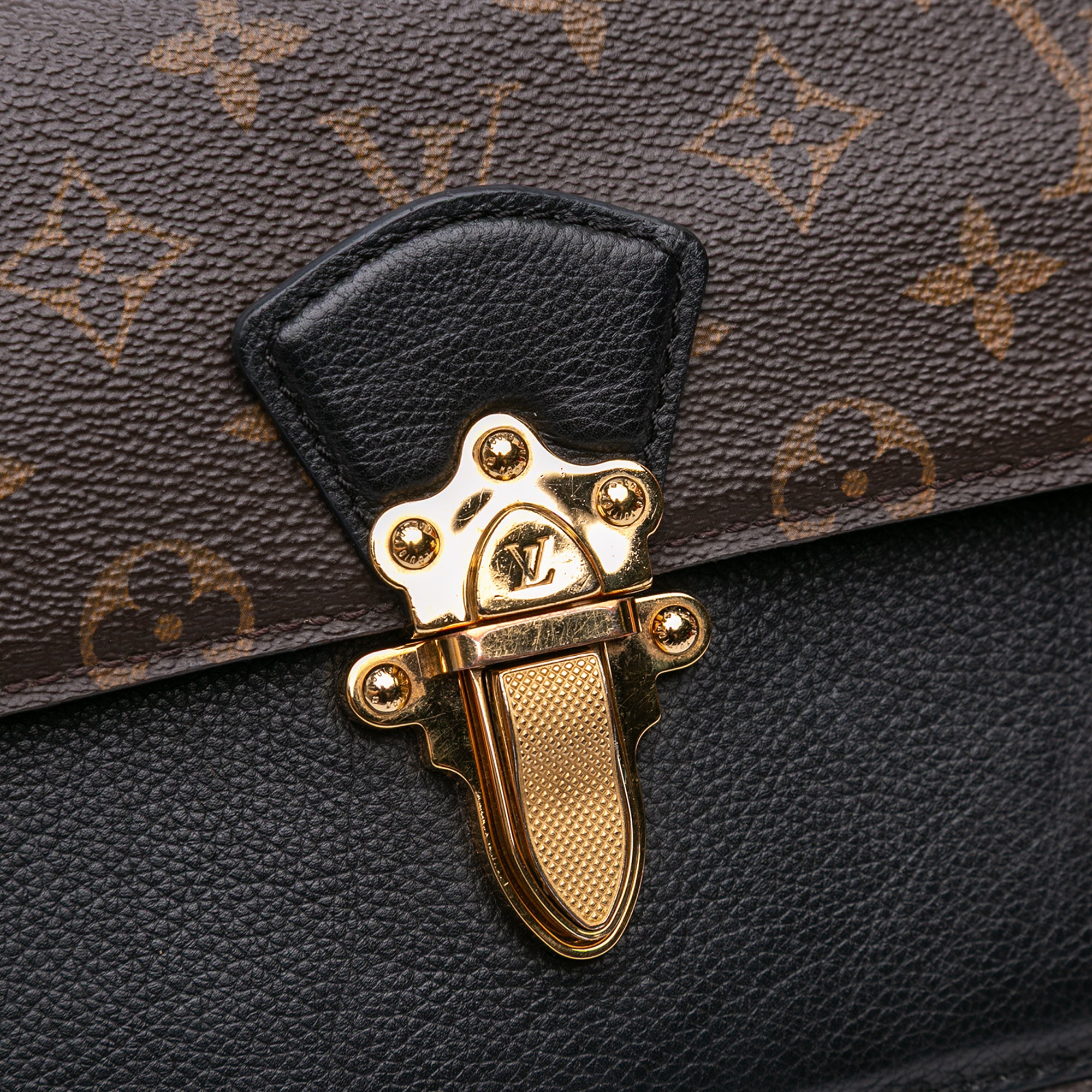 Louis Vuitton Monogram Victoire - image 8