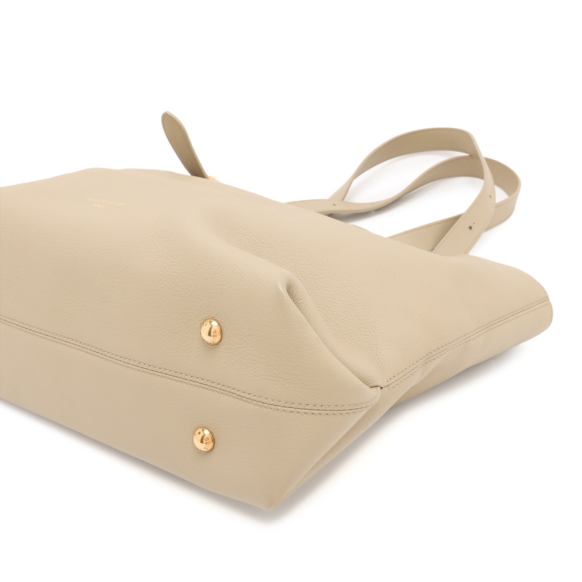 Louis Vuitton Grained Calfskin Low Key Cabas MM - image 7
