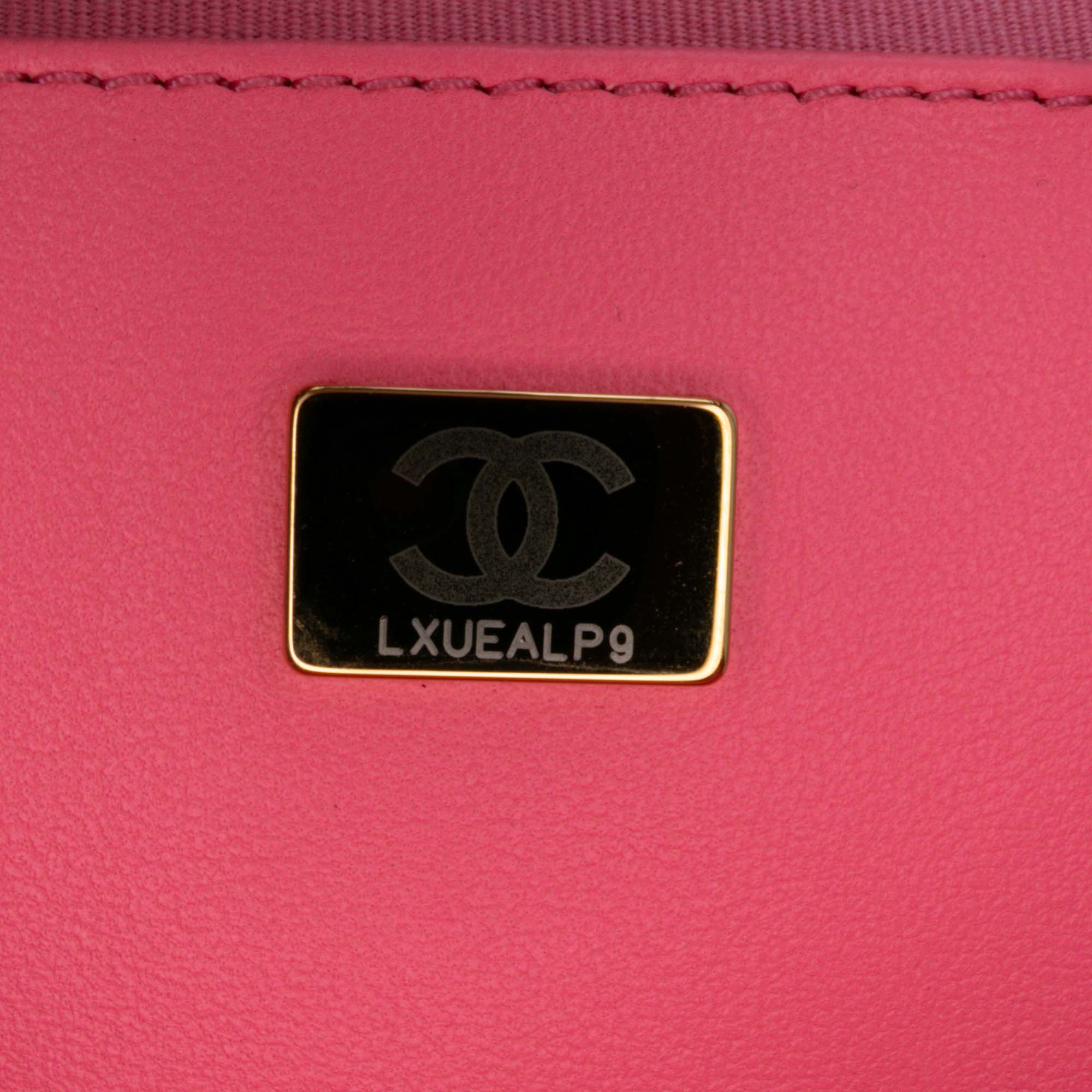 Chanel Lambskin CC in Love Heart Crossbody - image 6