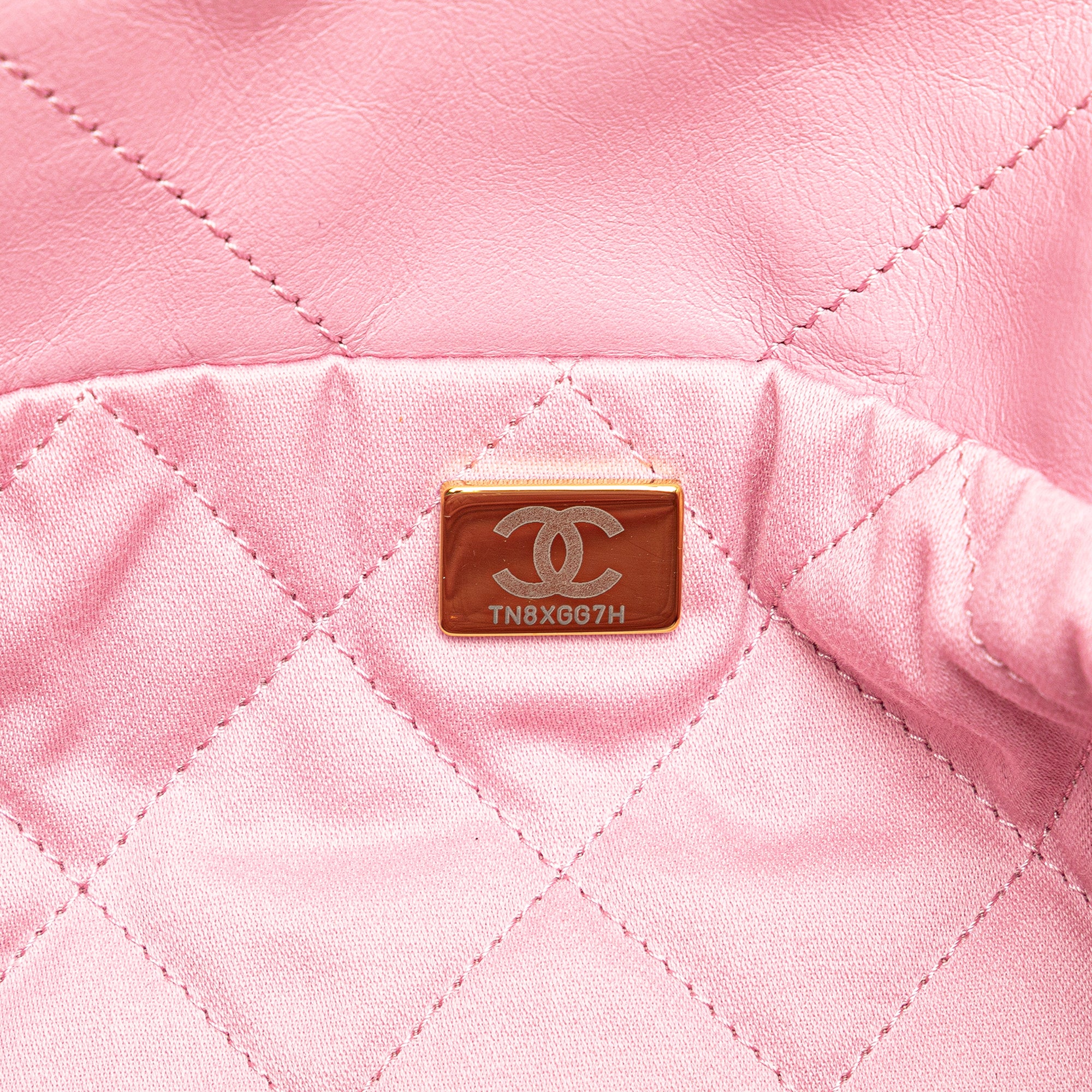 Chanel Small Quilted Shiny Calfskin 22 Handbag - image 8
