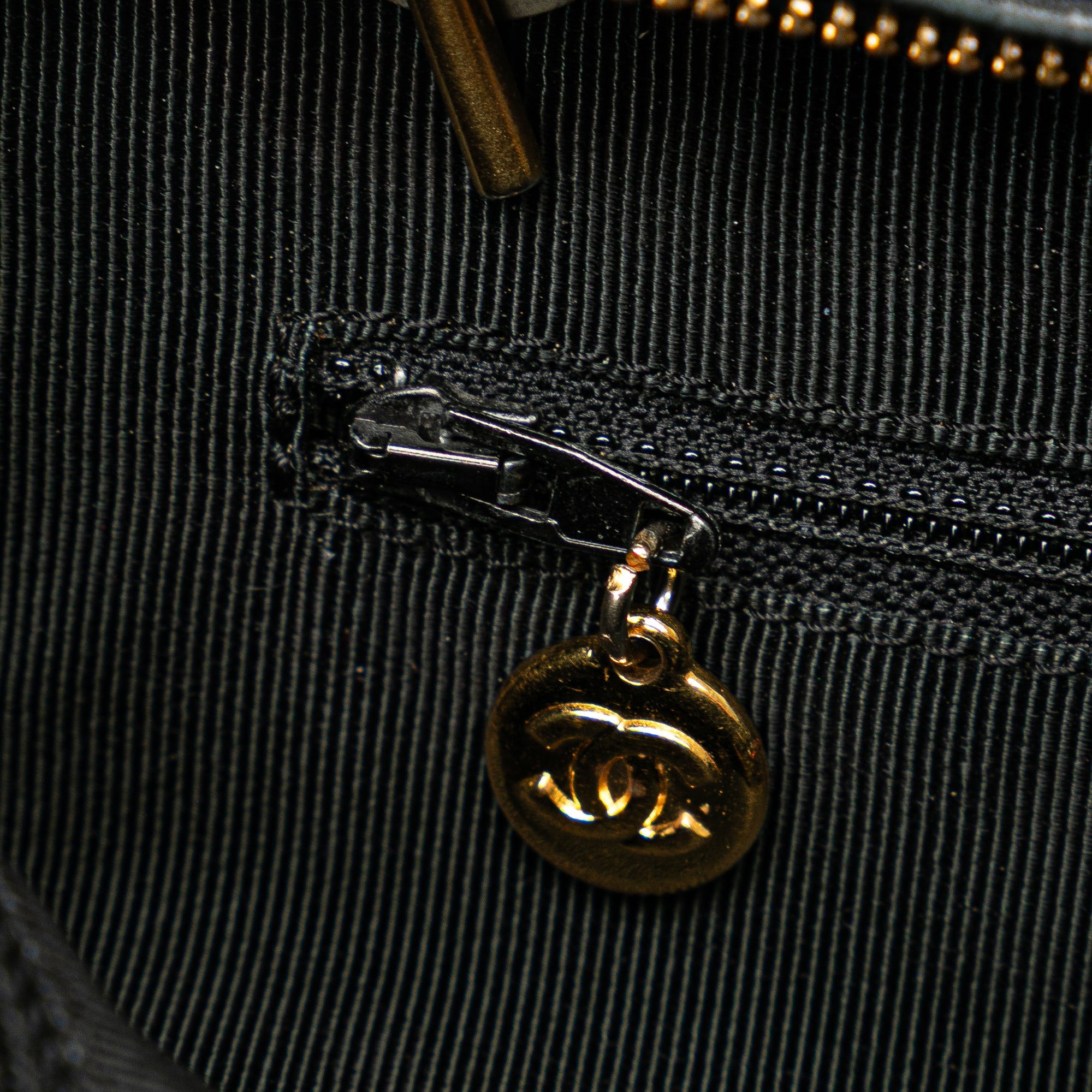 Chanel Triple CC Caviar Shoulder Bag - image 7