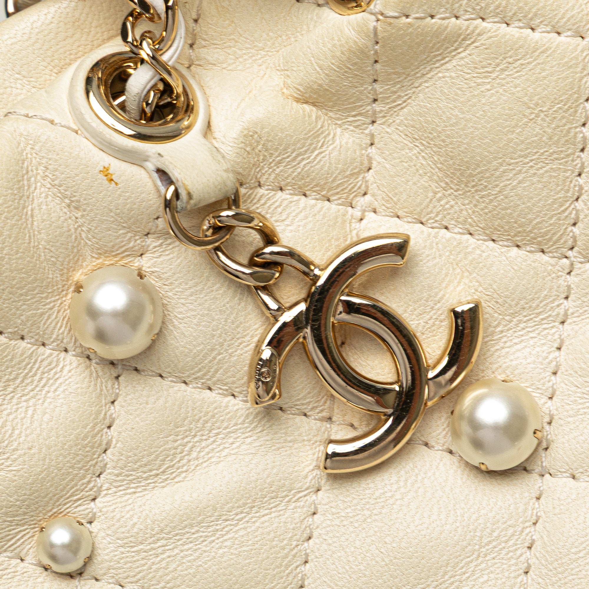 Chanel Mini Quilted Lambskin About Pearls Drawstring Bucket Bag - image 7