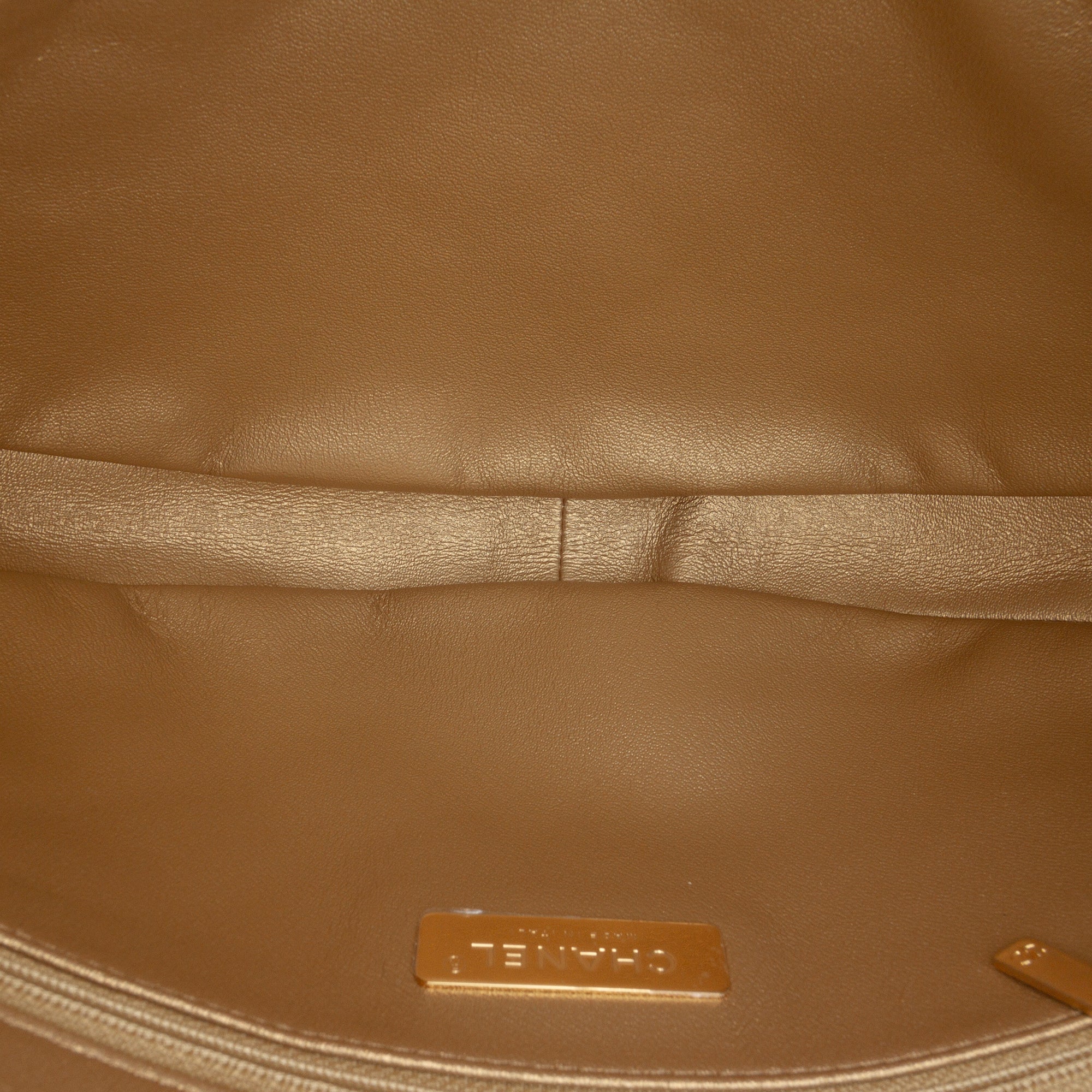 Chanel Quilted Lambskin All About Chains Hobo - image 4