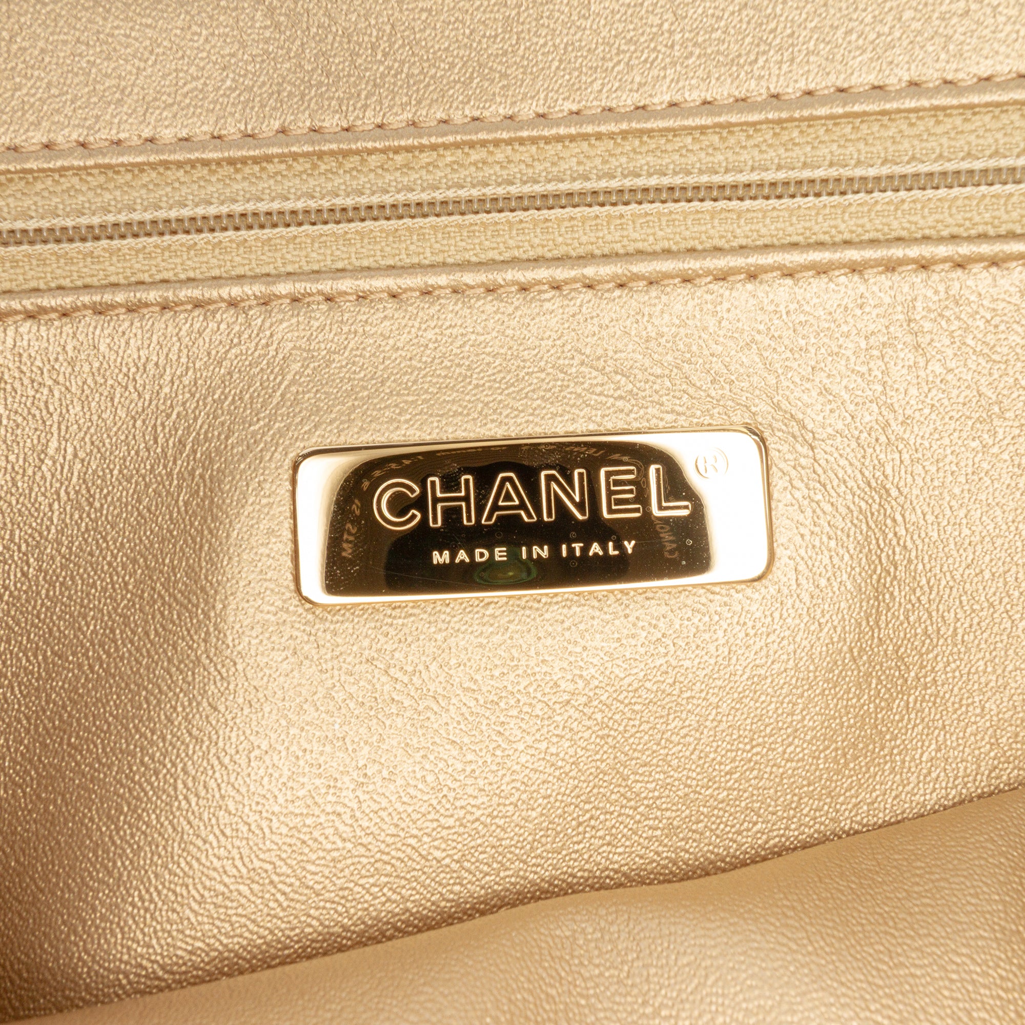 Chanel Quilted Lambskin All About Chains Hobo - image 5