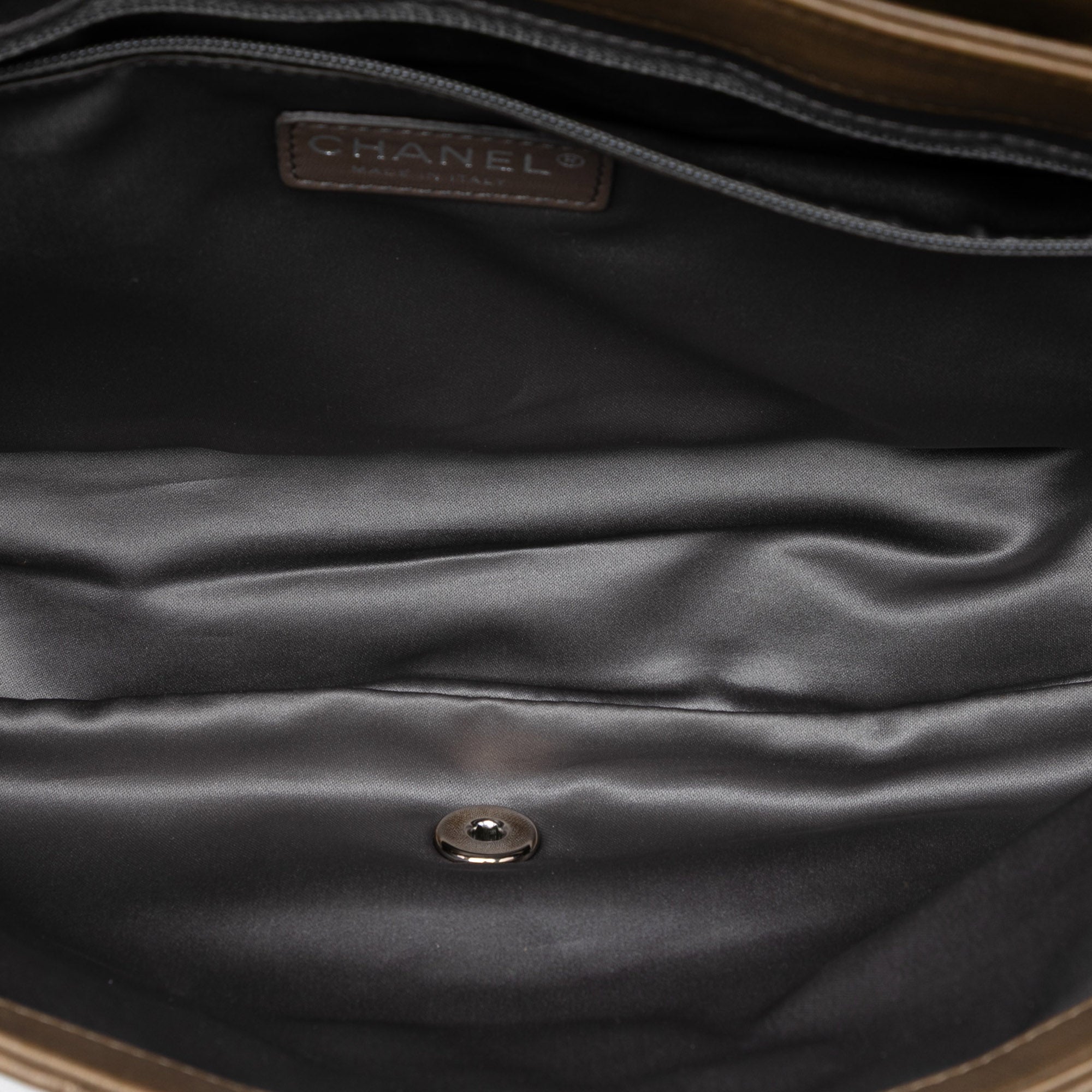 Chanel Jumbo Quilted Lambskin Coco Rain Flap - image 4