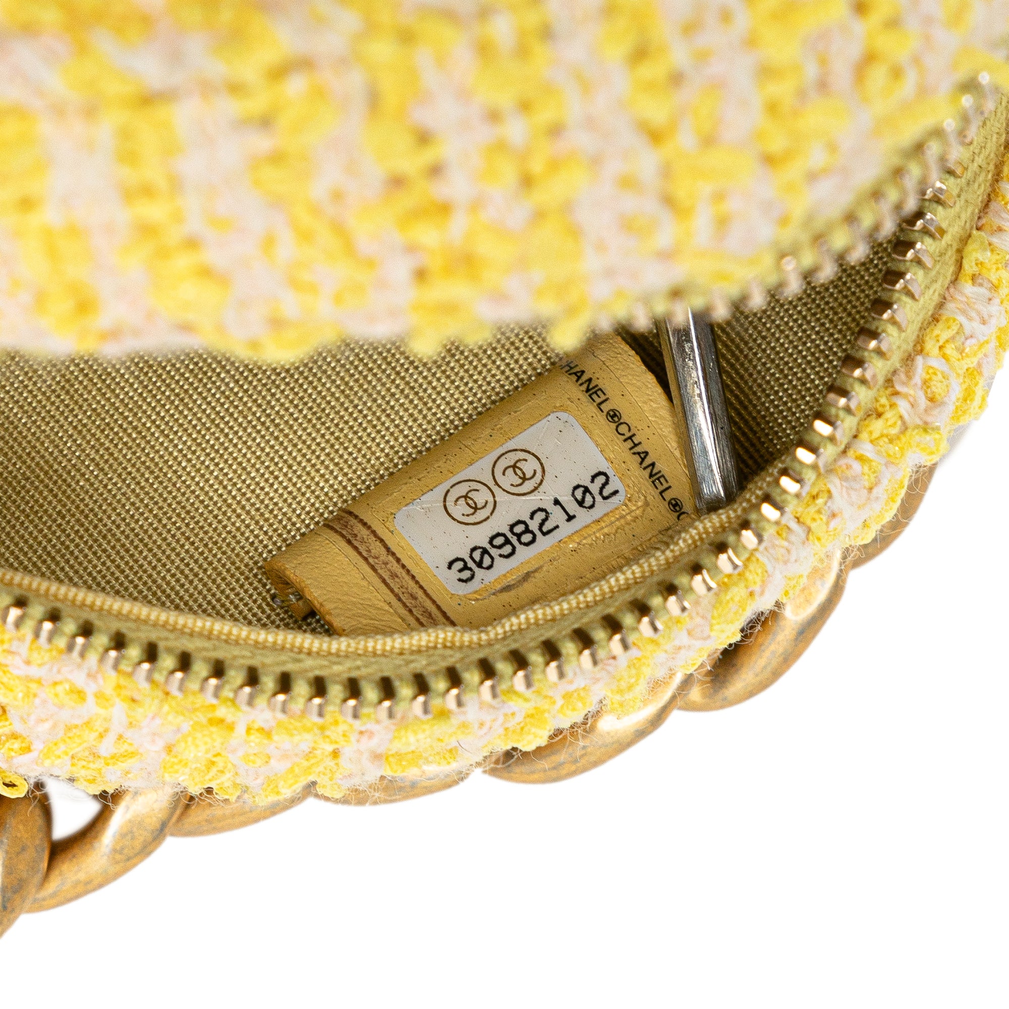 Chanel Tweed 19 Round Clutch with Chain - image 6