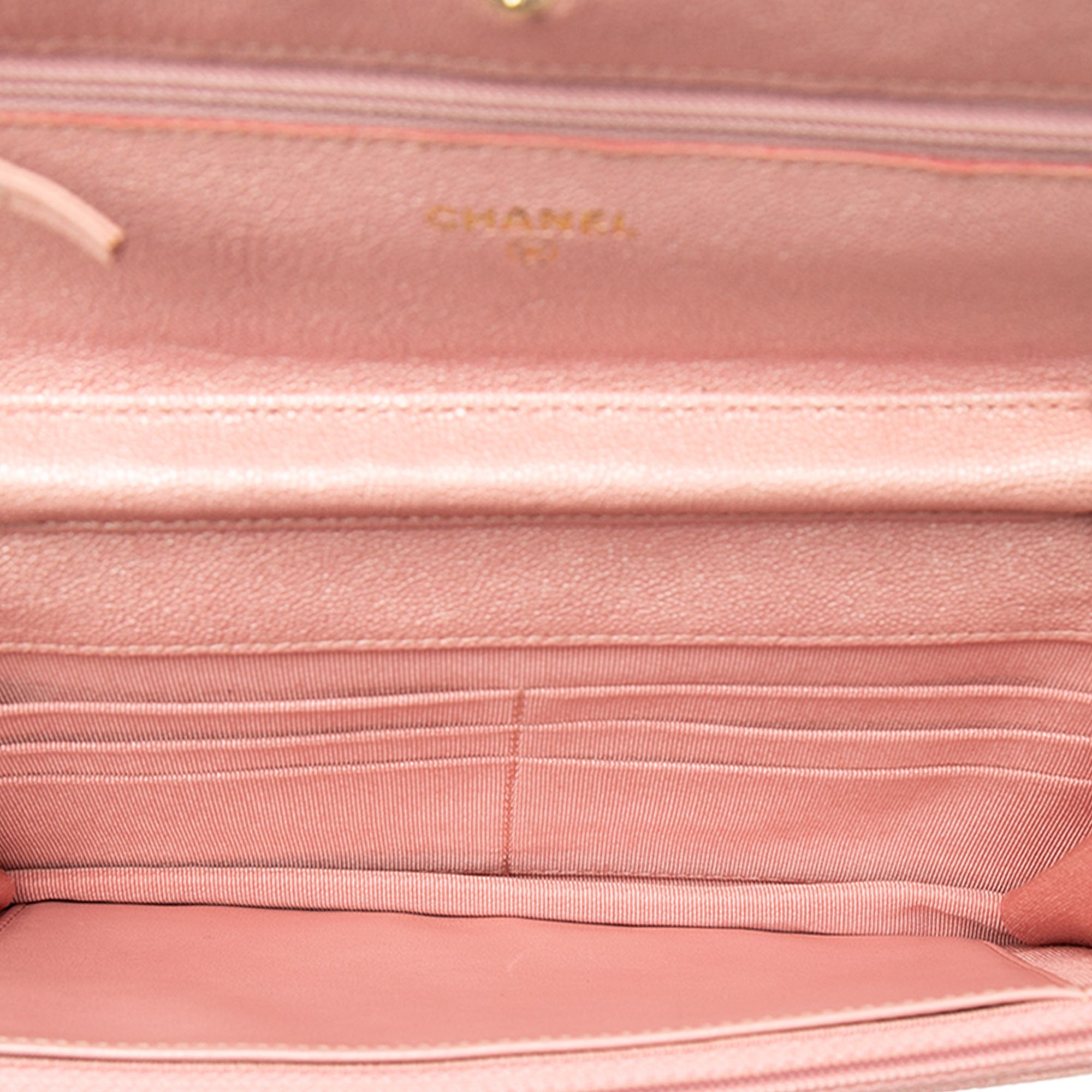 Chanel CC Quilted Iridescent Caviar Wallet on Chain - image 4