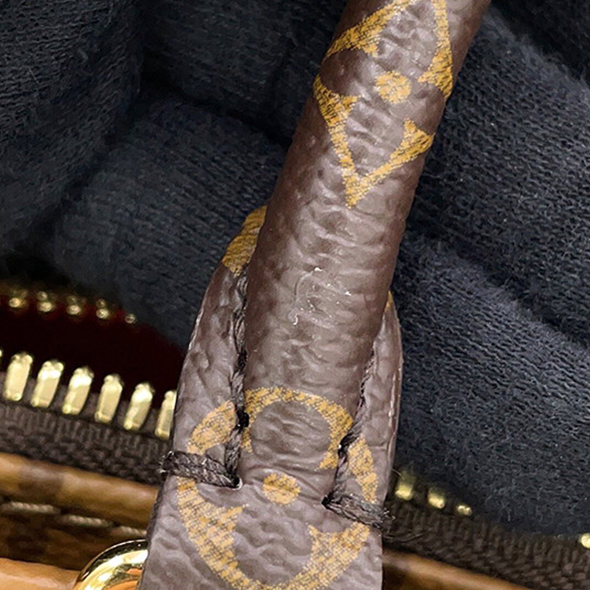 Louis Vuitton Monogram Giant OnTheGo East West - image 11