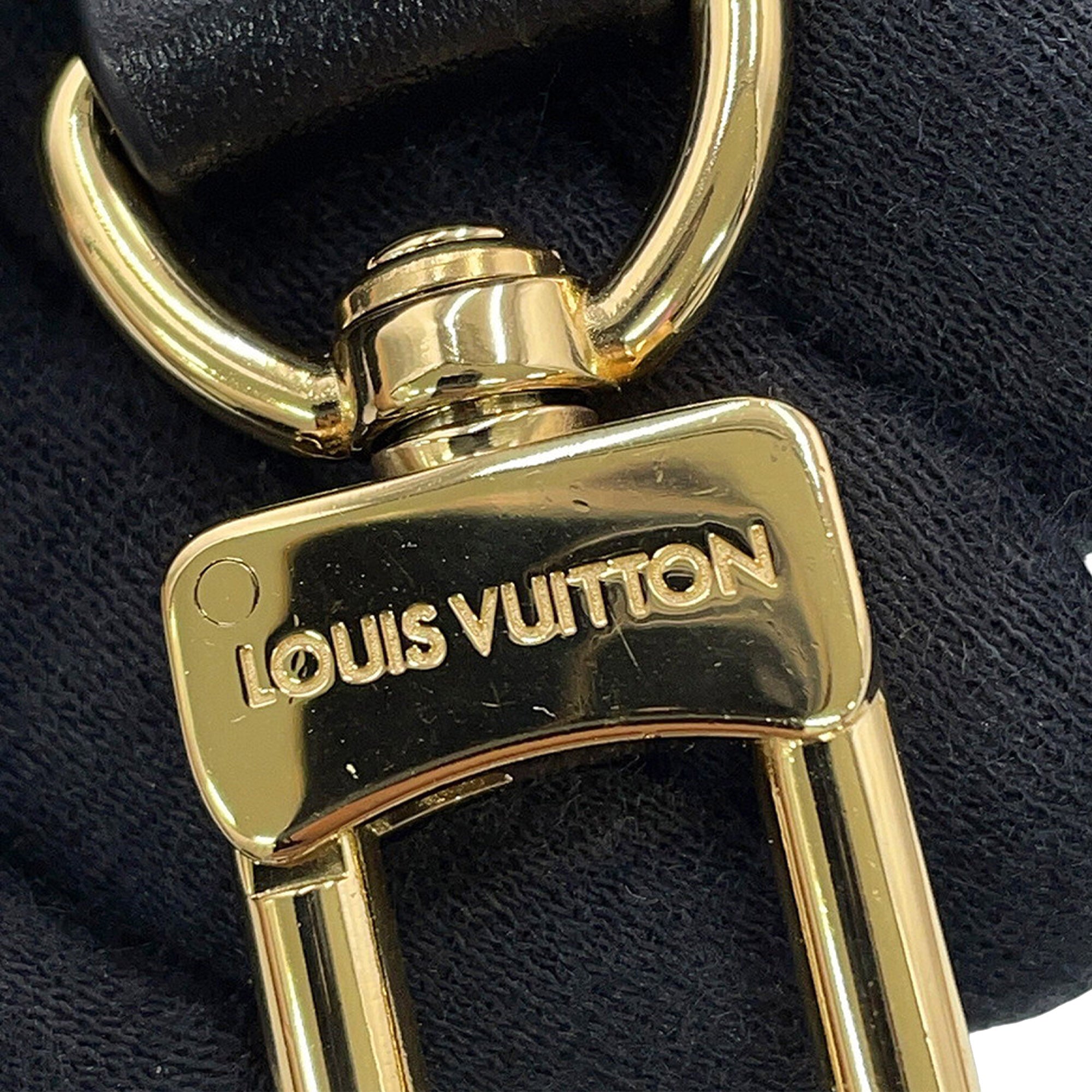 Louis Vuitton Monogram Giant OnTheGo East West - image 7