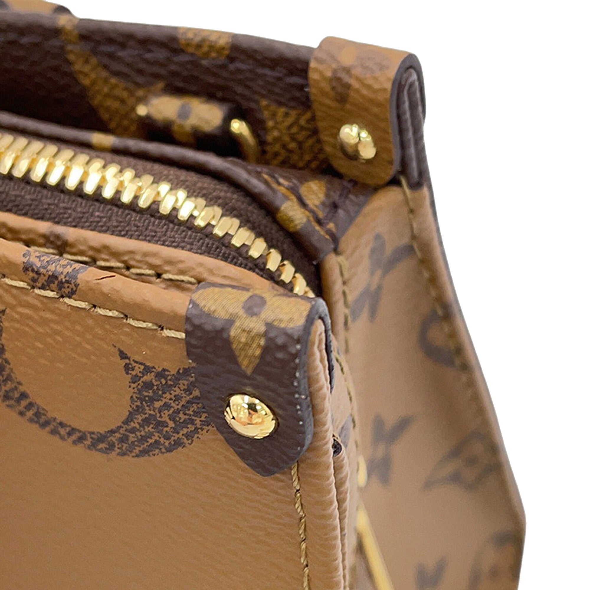 Louis Vuitton Monogram Giant OnTheGo East West - image 8