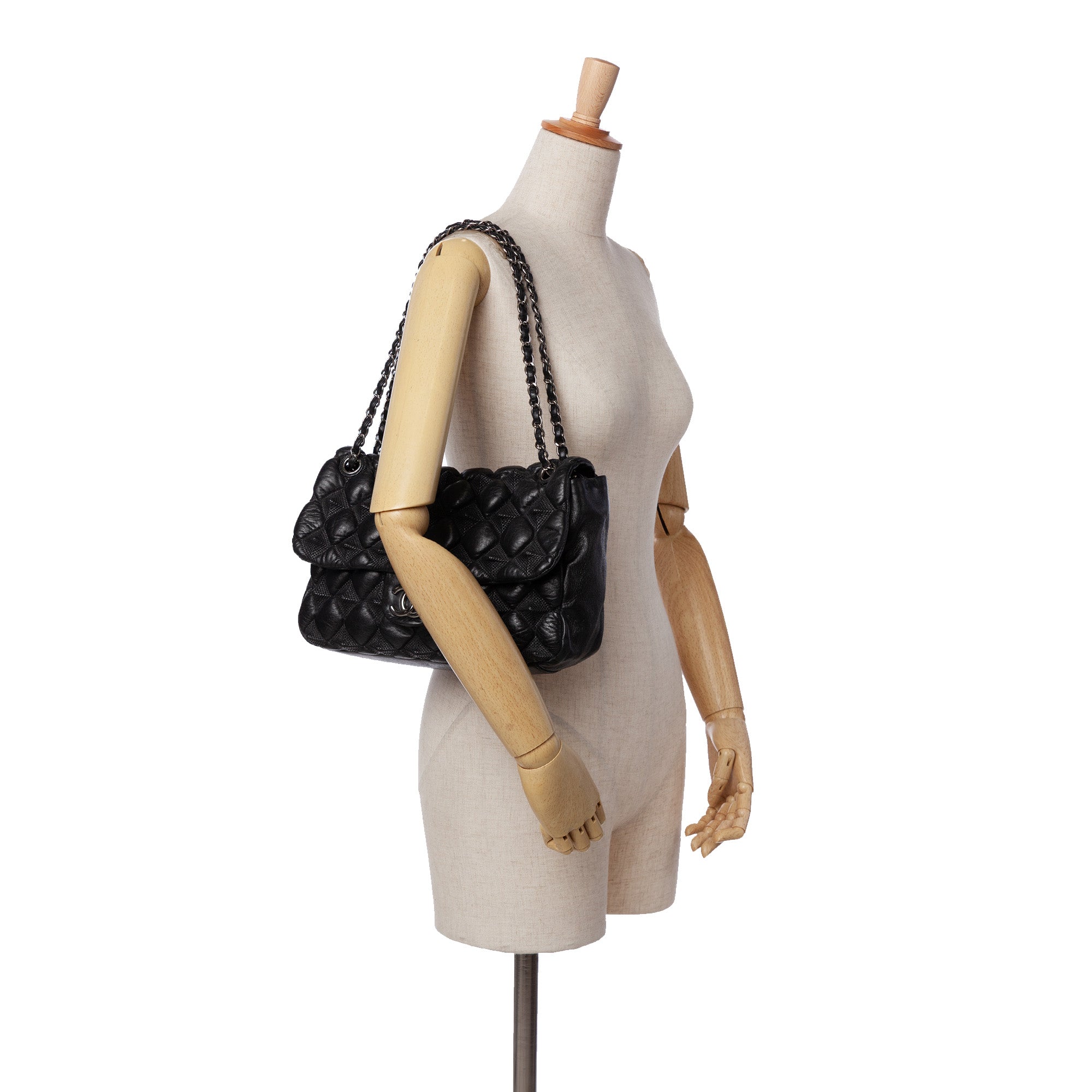 Chanel Quilted Lambskin Stravinsky Flap - image 9