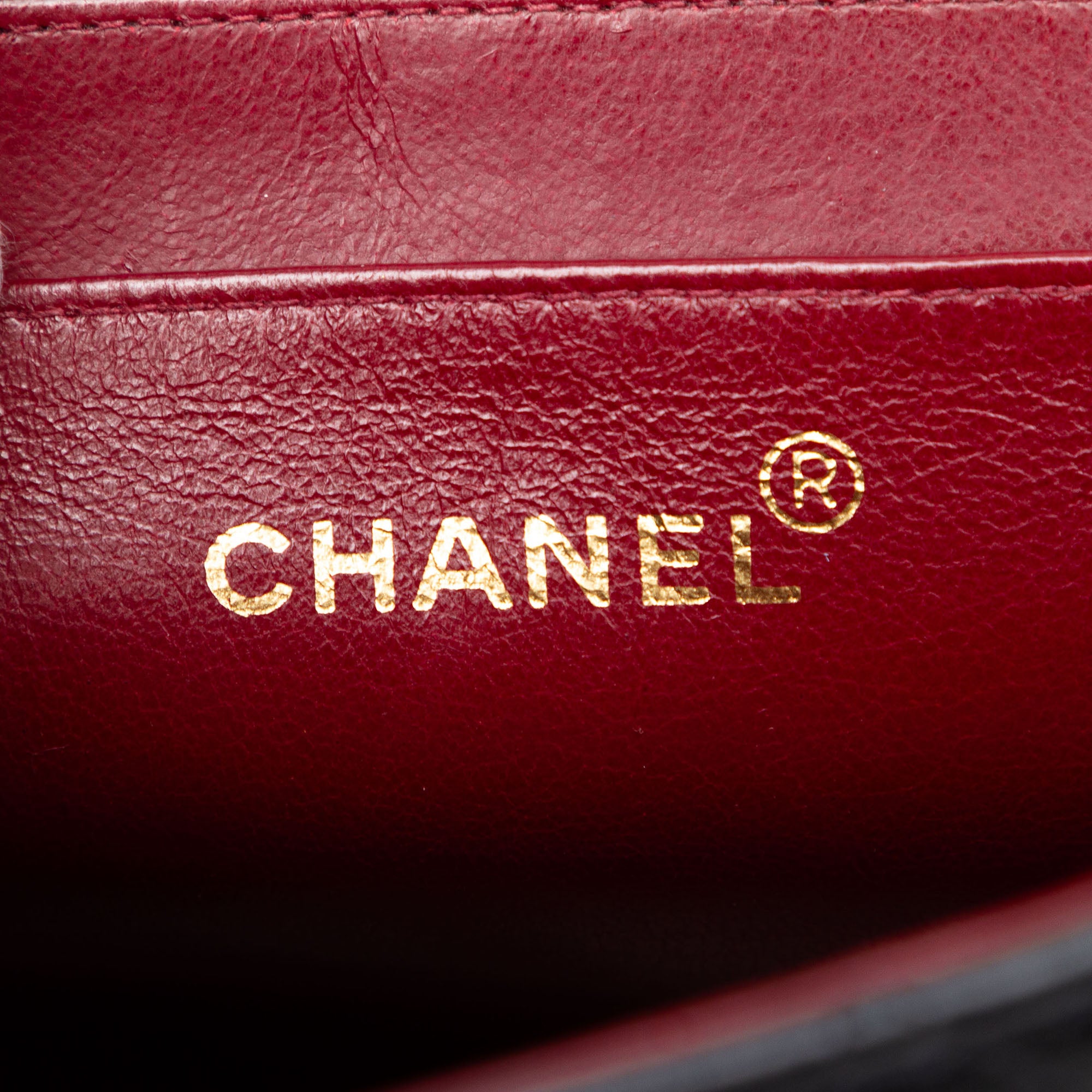 Chanel Maxi XL Classic Lambskin Single Flap - image 5