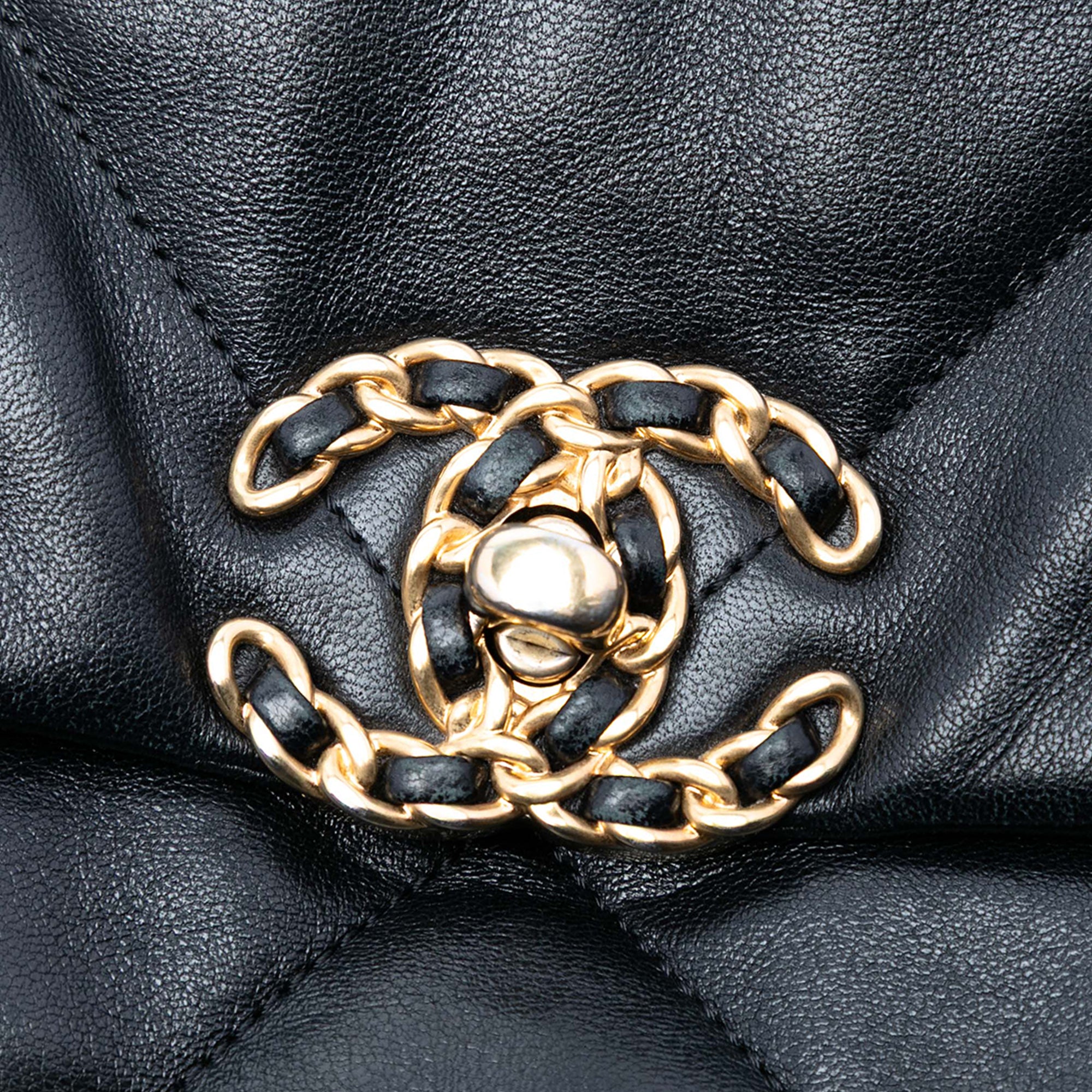 Chanel Maxi Lambskin 19 Flap - image 5