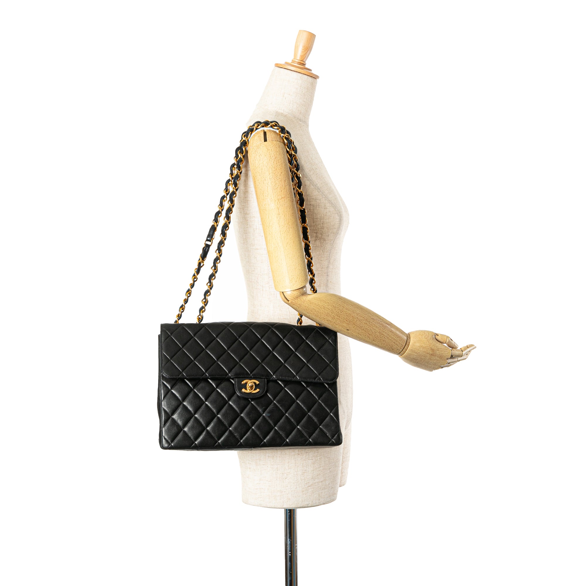 Chanel Jumbo Classic Lambskin Single Flap - image 10