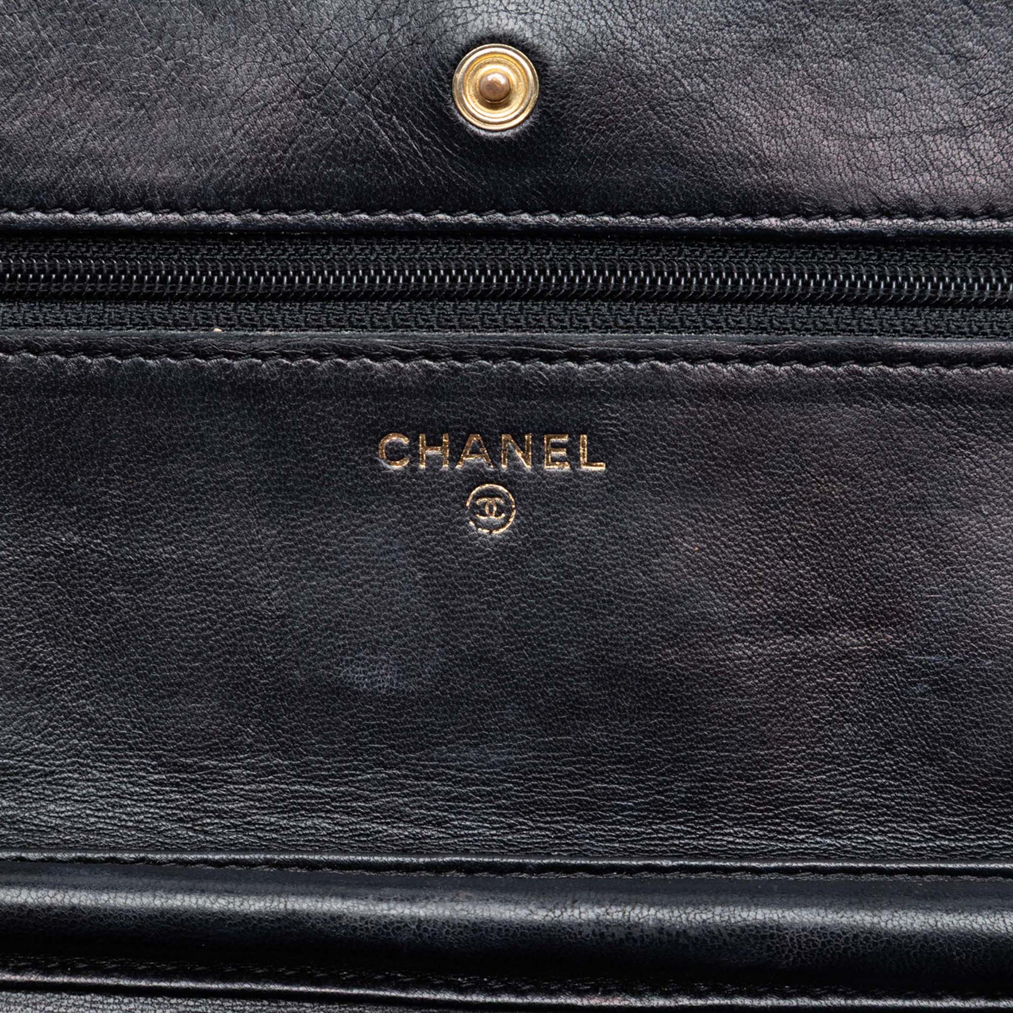 Chanel CC Quilted Lambskin Wallet On Chain - image 5
