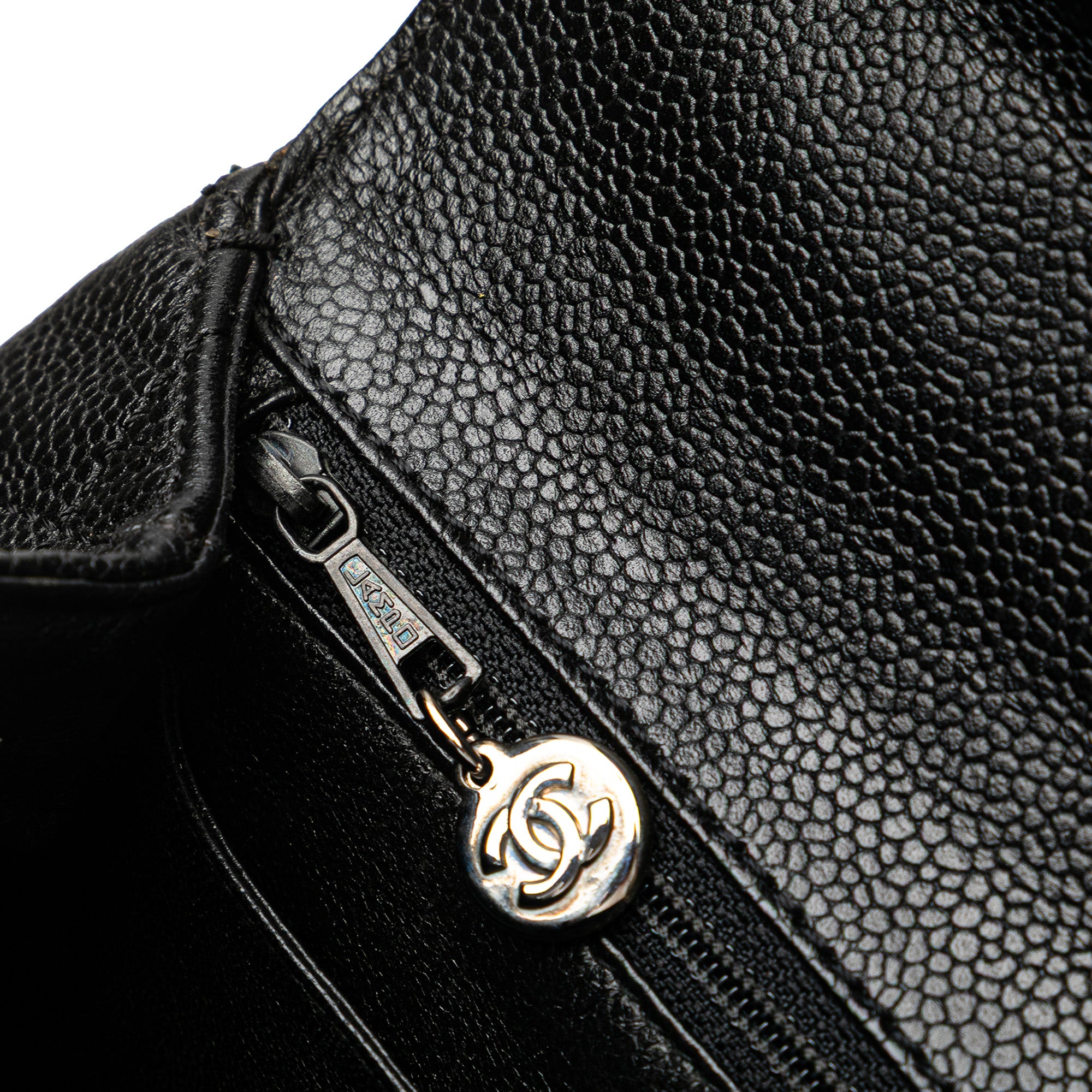 Chanel CC Quilted Caviar Kelly Top Handle Bag - image 8