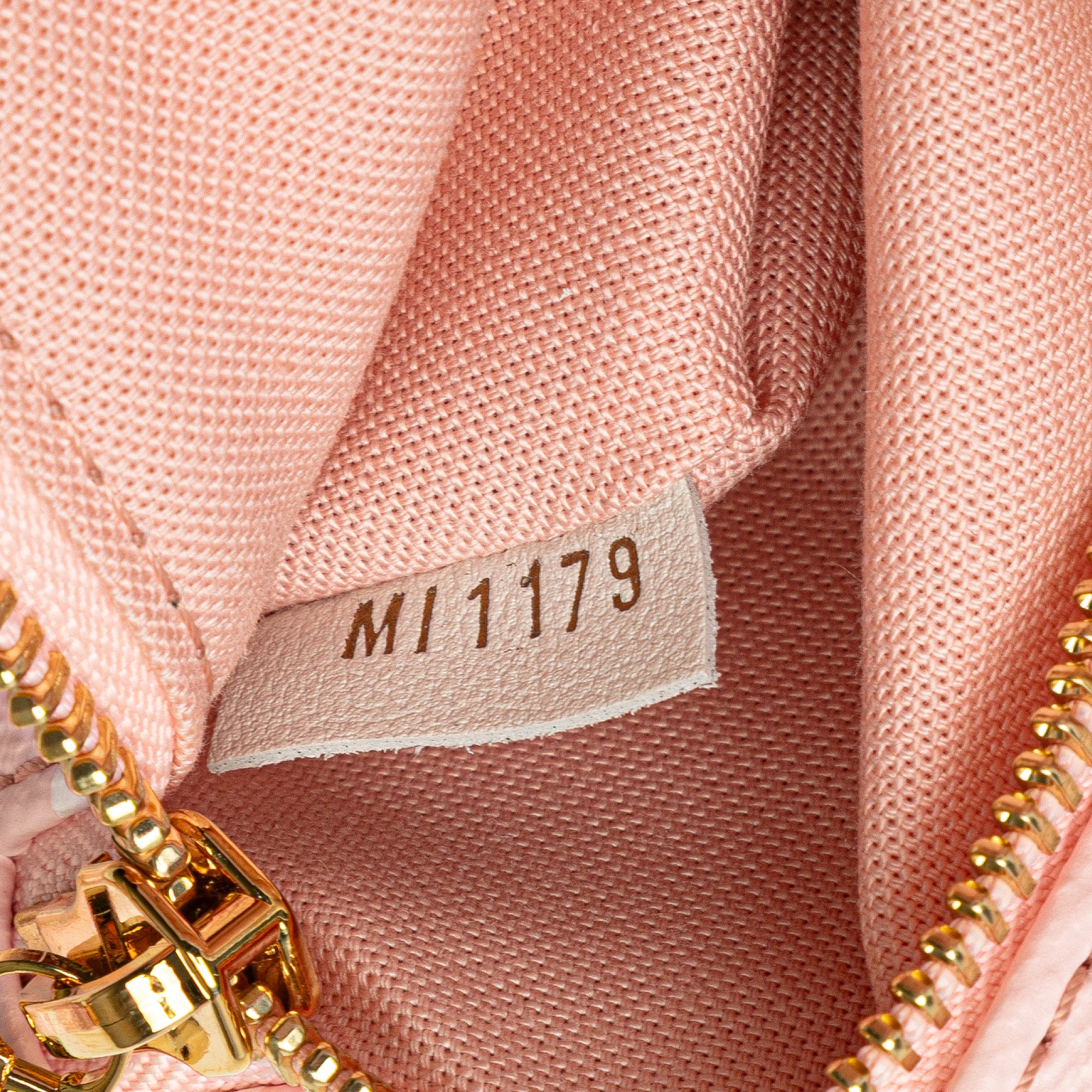 Louis Vuitton Monogram Giant Bumbag - image 6