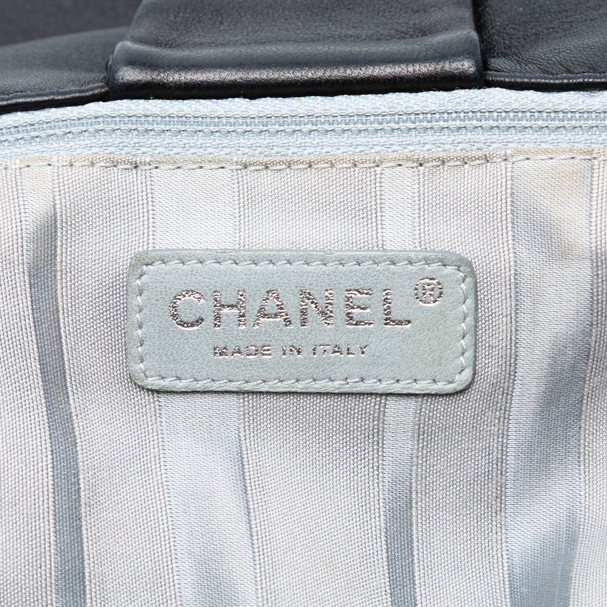 Chanel CC Lambskin Disc Bon Bon Flap - image 5