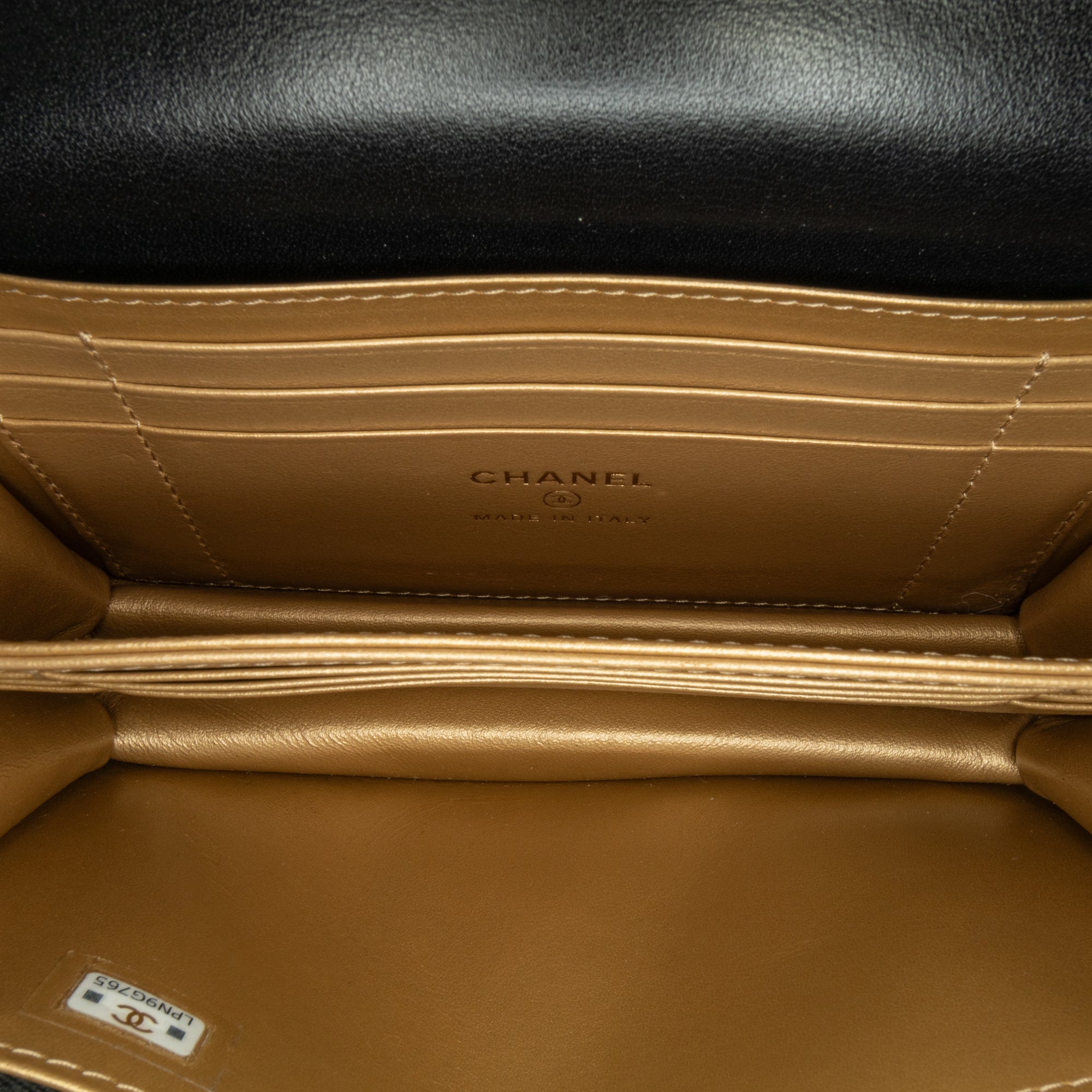 Chanel Quilted Calfskin Strass Clutch With Chain Flap - image 5