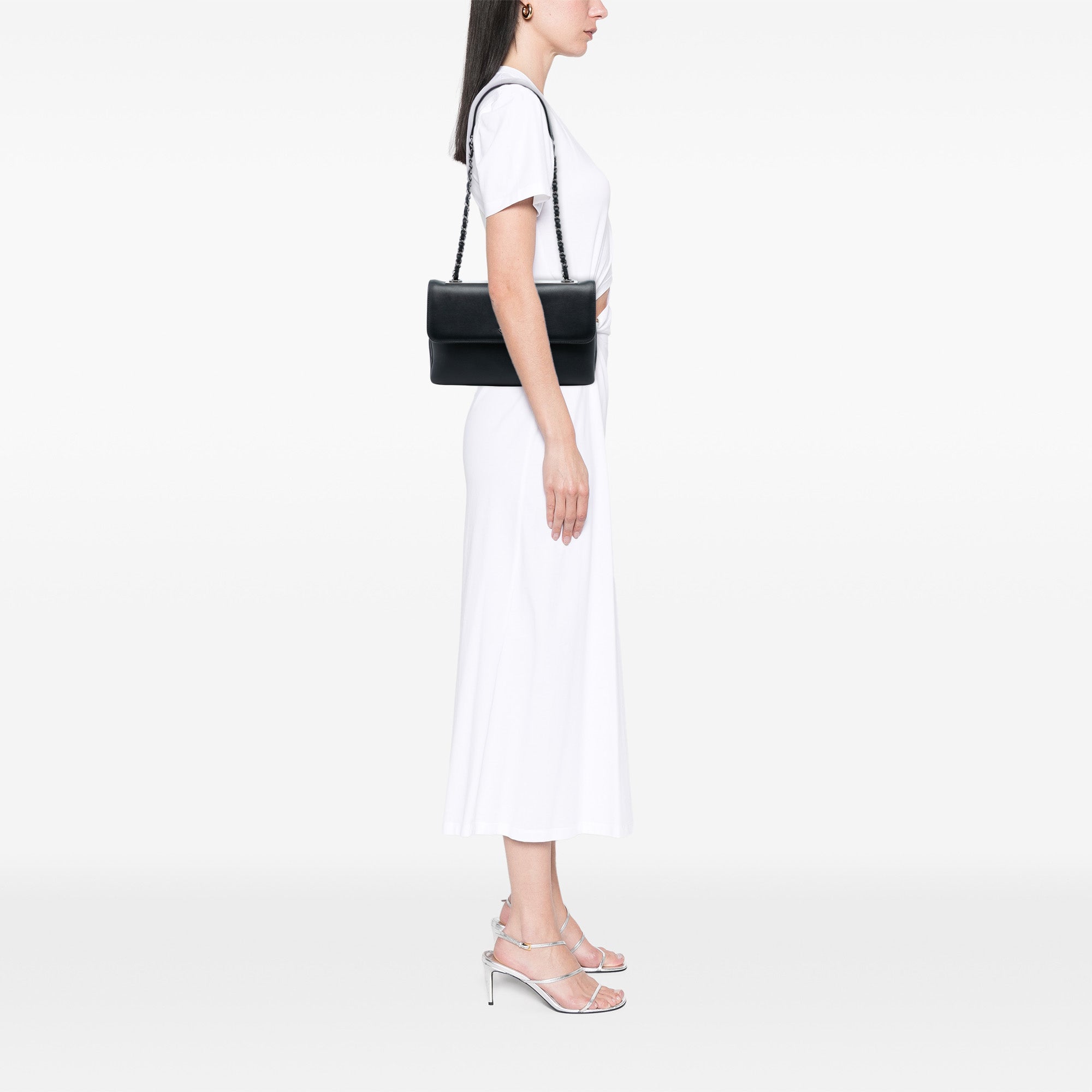 Chanel Medium Lambskin Trendy CC Flap - image 7