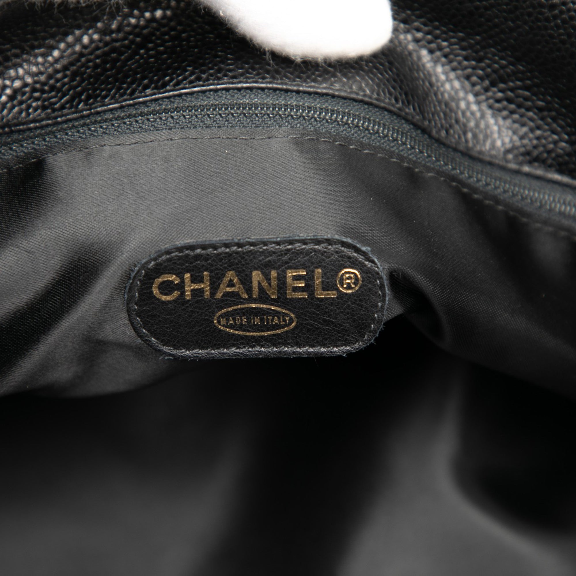 Chanel CC Caviar Tote - image 6