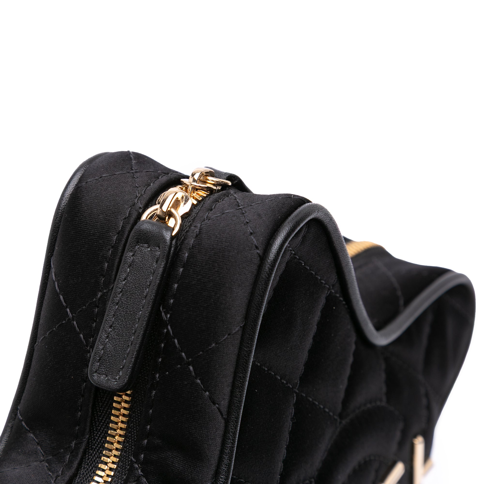 Chanel Quilted Satin Walk Of Fame Star Crossbody - image 7