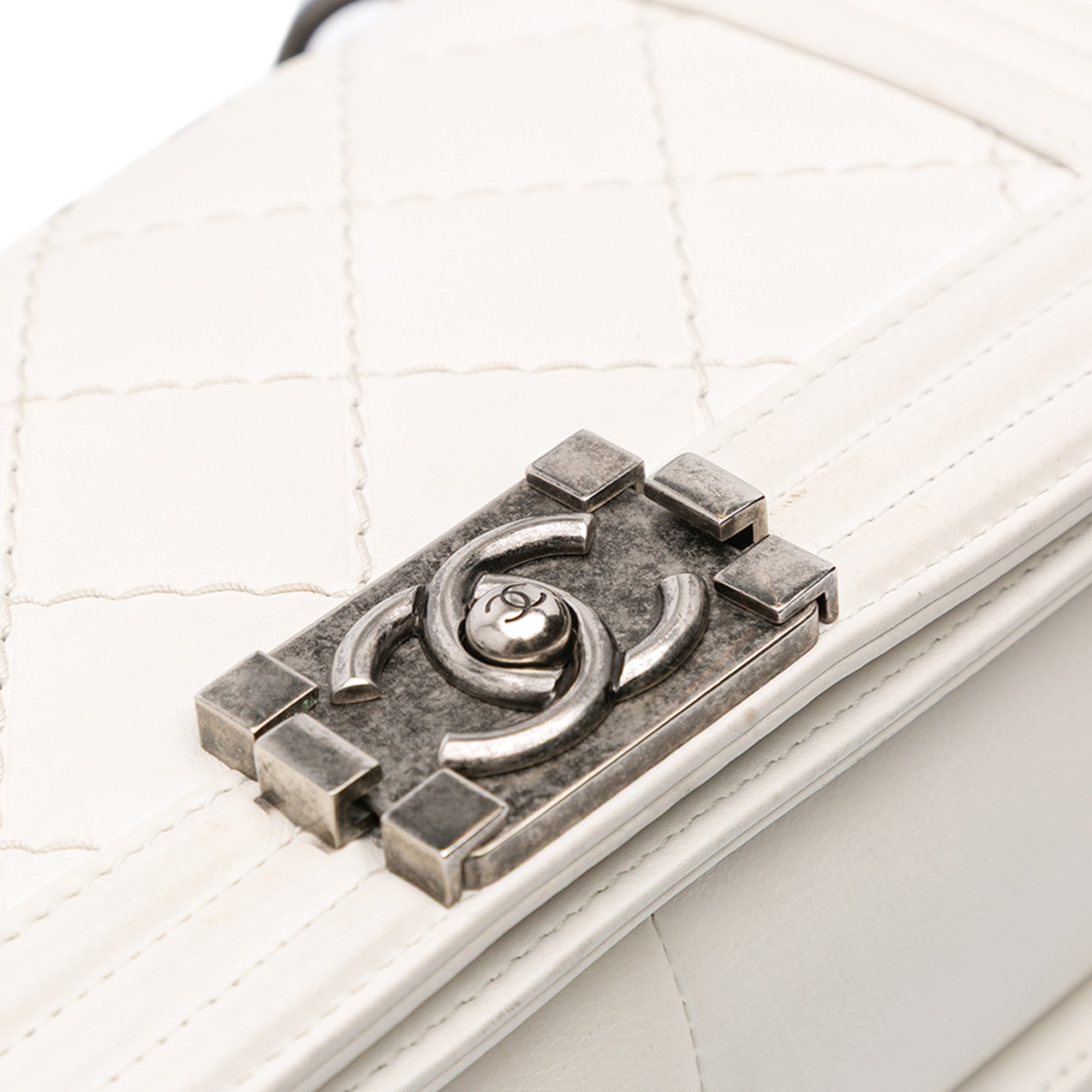 Chanel Old Medium Quilted Lambskin Boy Flap - image 7