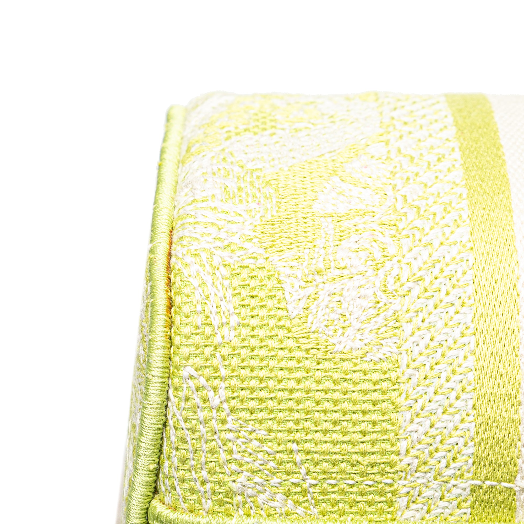 Dior Small Canvas Embroidered Toile De Jouy Diortravel Vanity Case - image 8