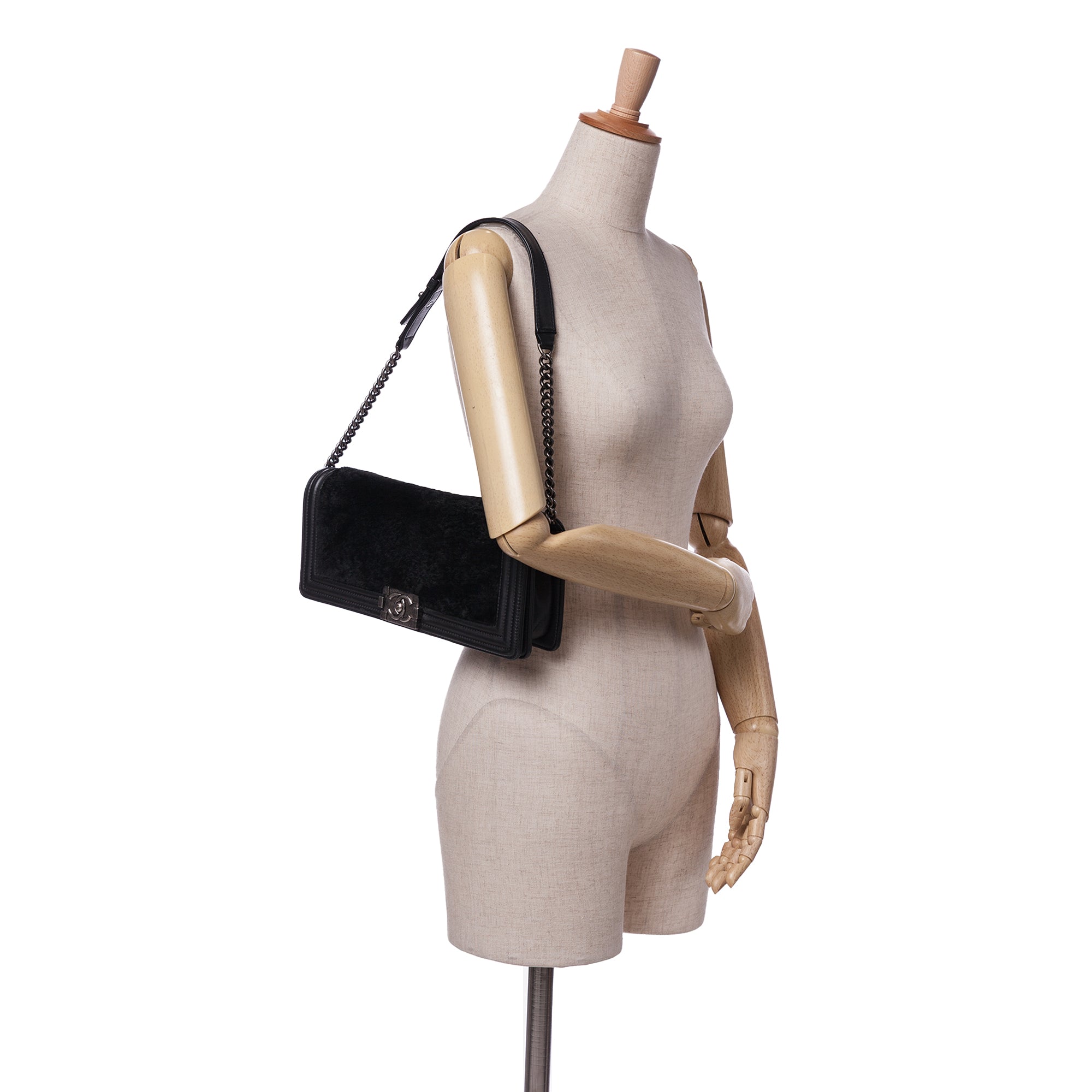 Chanel Shearling East West Boy Flap - image 10