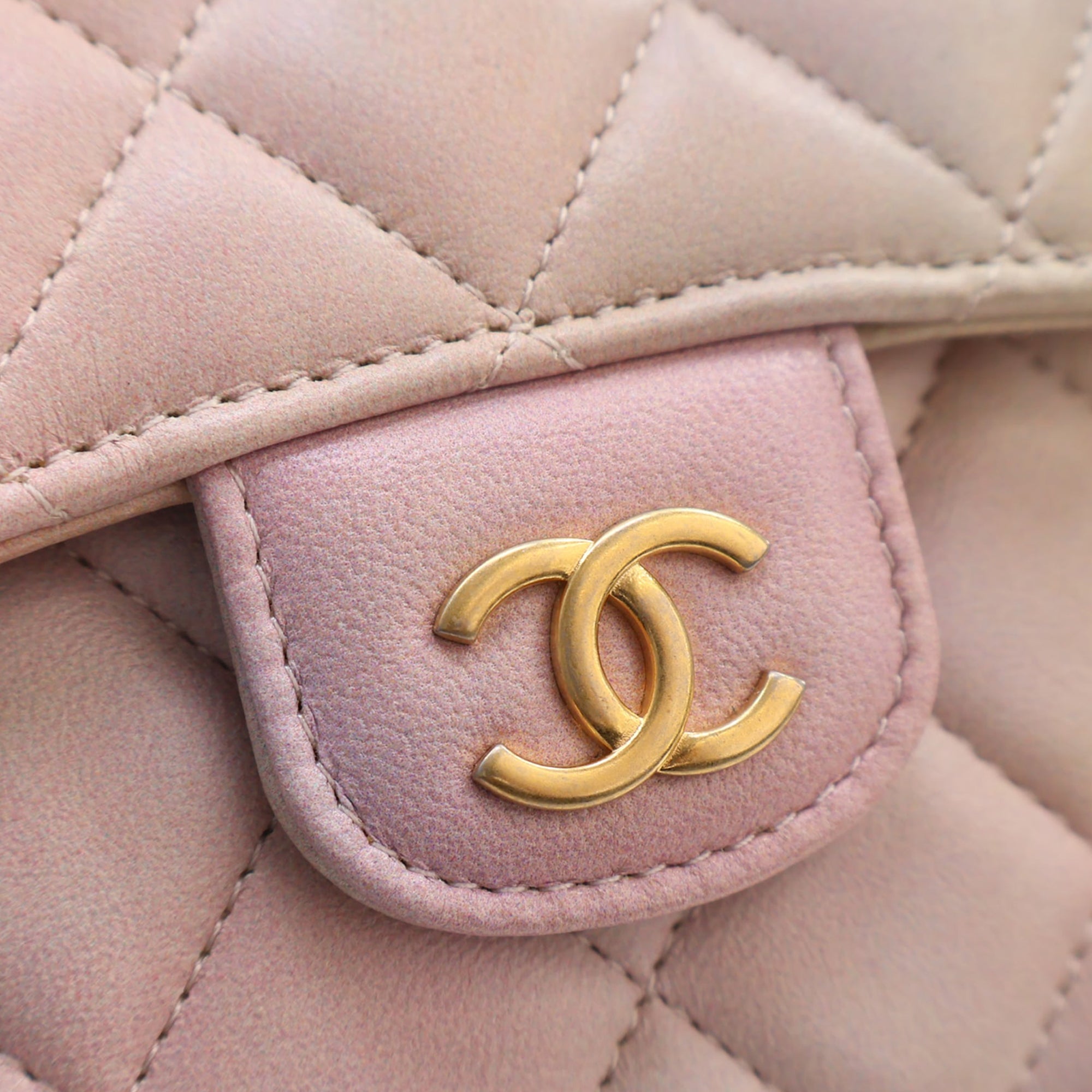 Chanel CC Ombre Lambskin Top Handle Flap Coin Purse with Chain - image 7