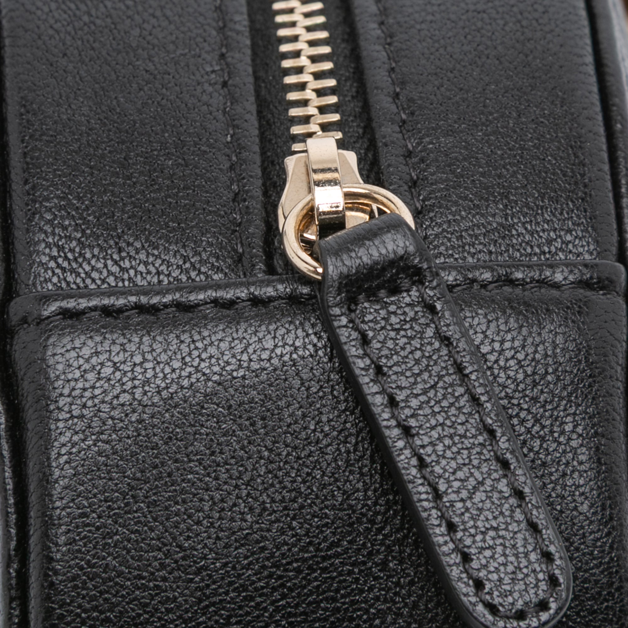 Chanel Lambskin 19 Round Clutch with Chain - image 7